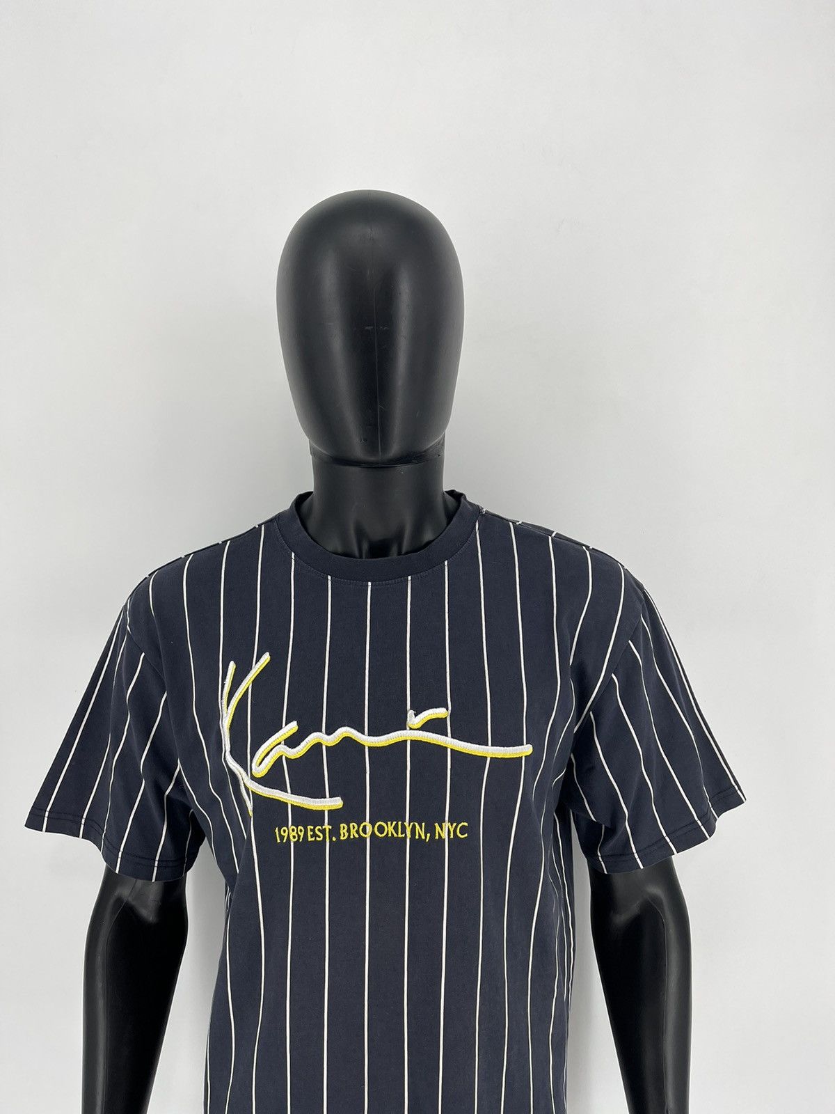 Karl Kani Rap Tees Karl Kani Center Logo MultiColor T-Shirt Size S Size US S / EU 44-46 / 1 - 1 Thumbnail