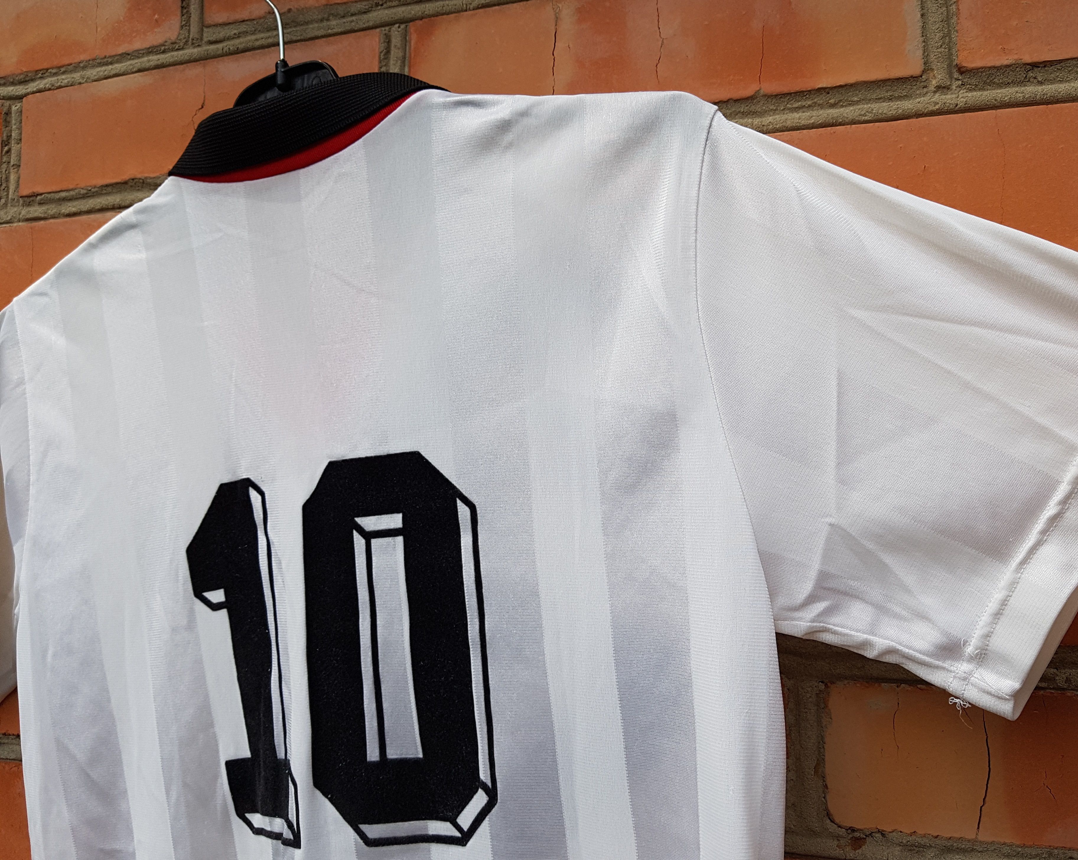 Vintage Vintage 80s-90s Austria National Team Football Jersey TRO Size US S / EU 44-46 / 1 - 7 Thumbnail