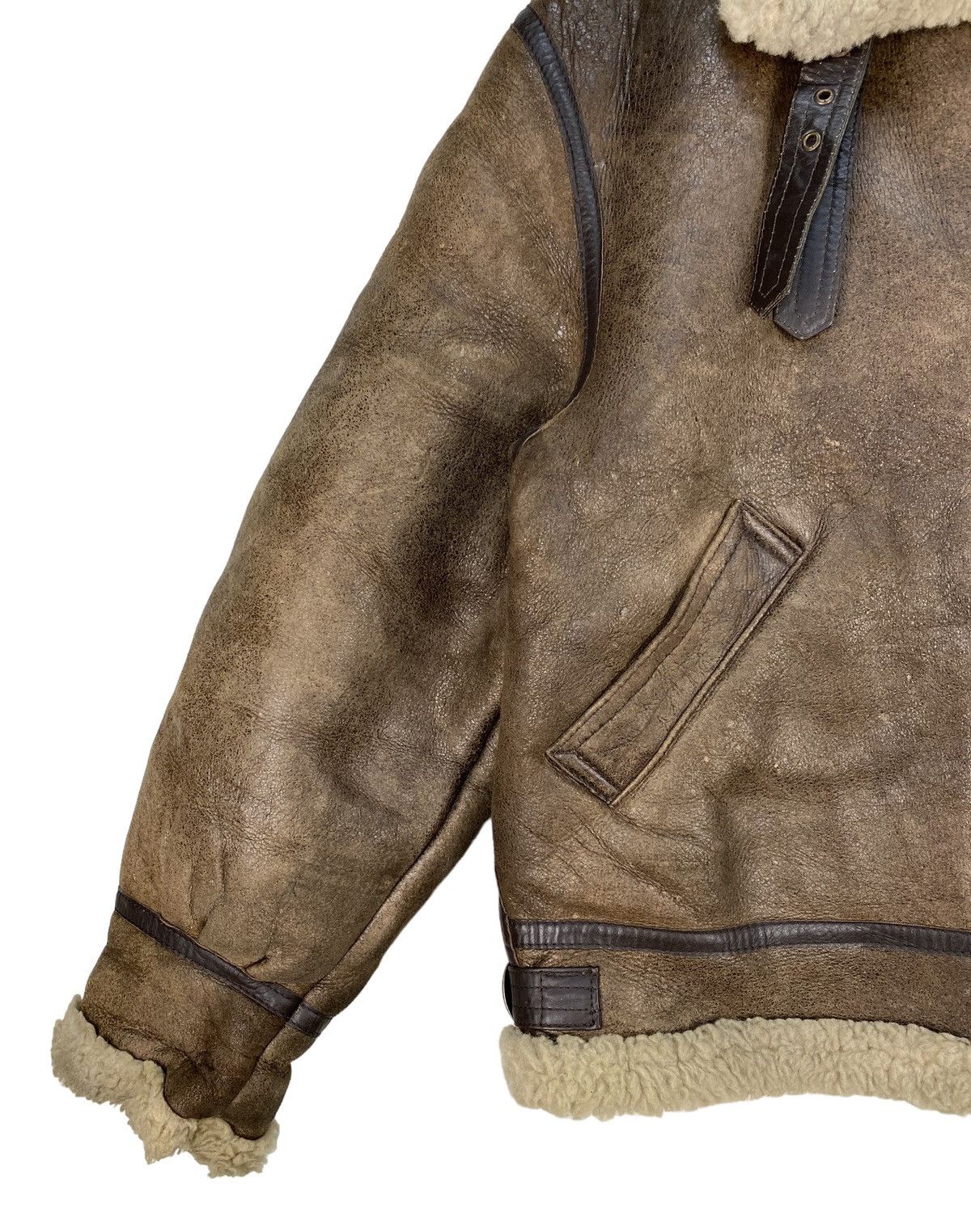 Vintage Vintage American Military Wear B-3 Sheepskin Jacket Size US M / EU 48-50 / 2 - 4 Thumbnail
