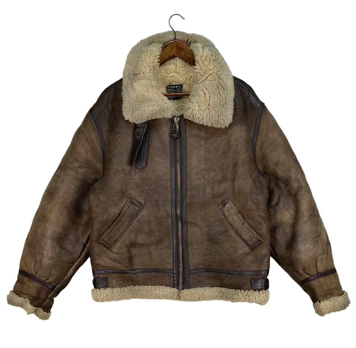 Vintage Vintage American Military Wear B-3 Sheepskin Jacket Size US M / EU 48-50 / 2 - 2 Thumbnail