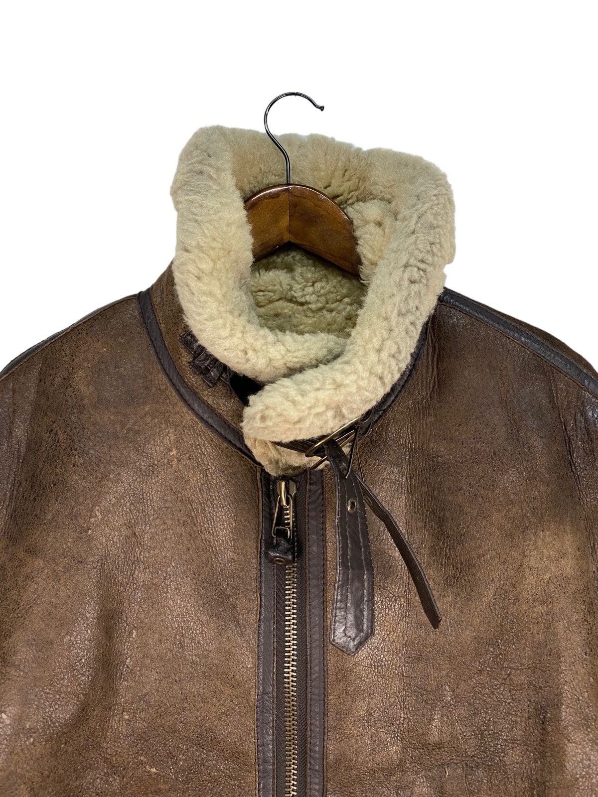 Vintage Vintage American Military Wear B-3 Sheepskin Jacket Size US M / EU 48-50 / 2 - 5 Thumbnail