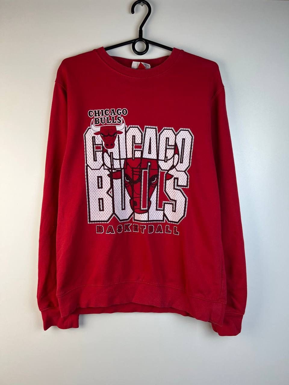 NBA Chicago Bulls vintage sweatshirt size M Size US M / EU 48-50 / 2 - 1 Thumbnail