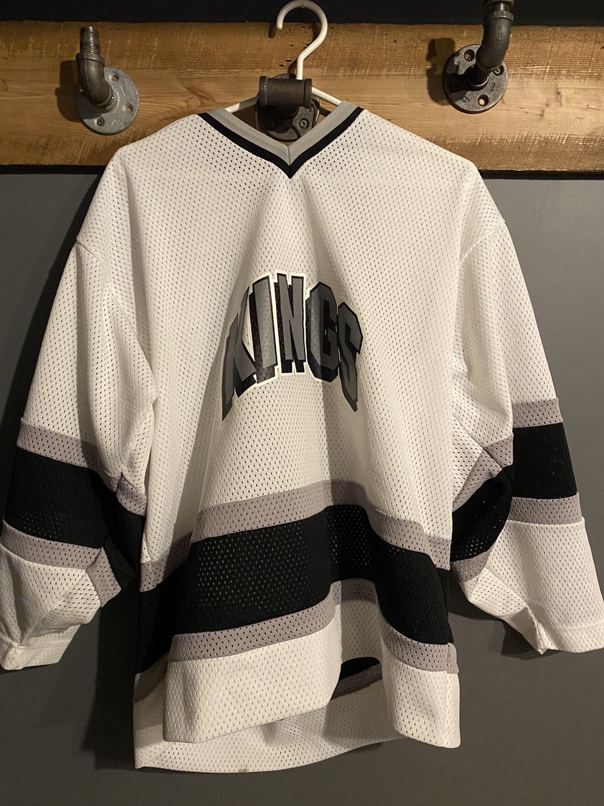 NHL KINGS jersey Size US L / EU 52-54 / 3 - 1 Thumbnail