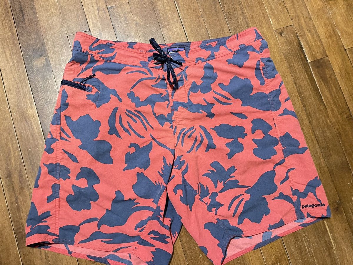 Vintage Patagonia online Hawaiian Floral Swim Trunks: Size Medium