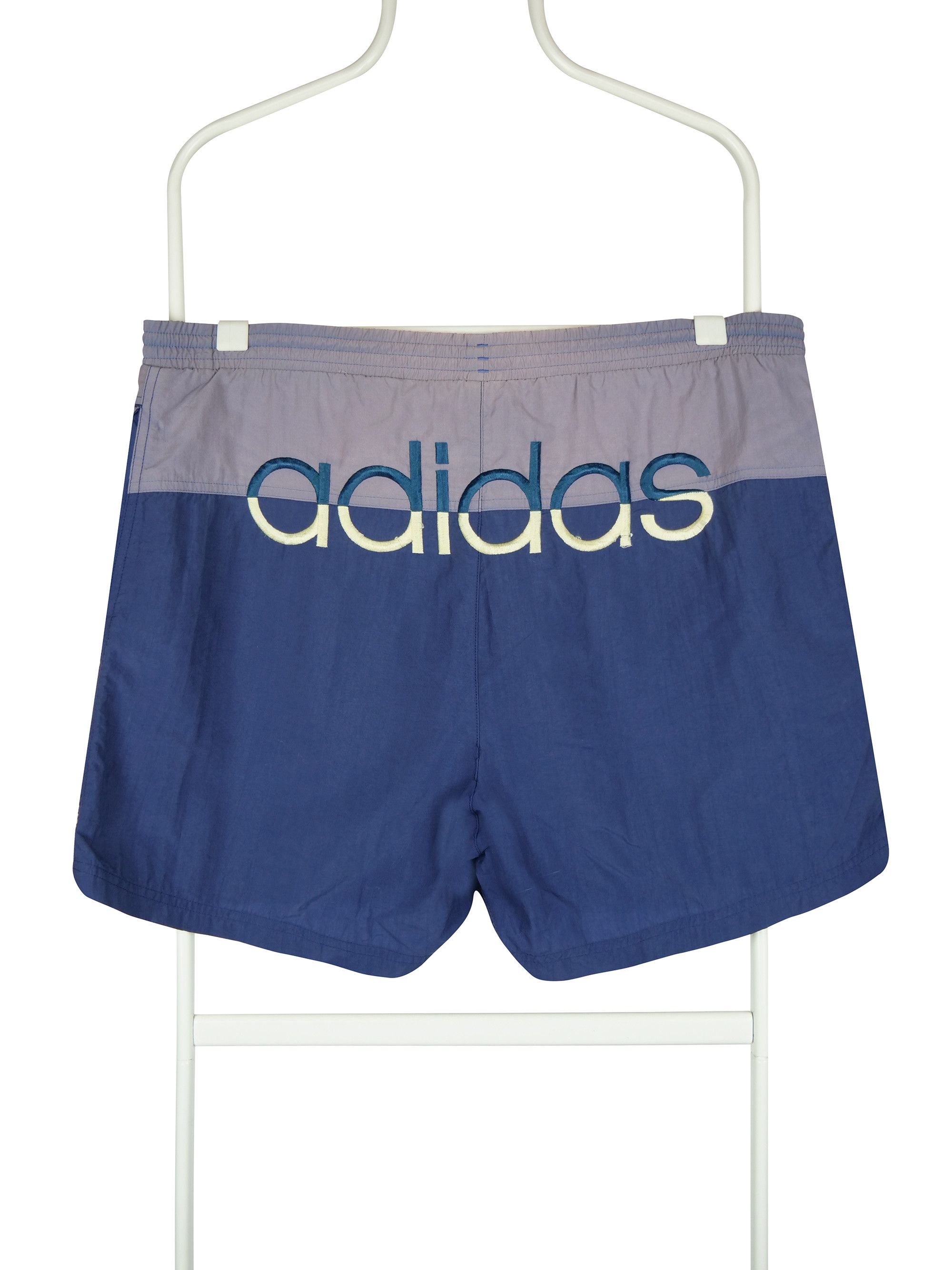 Adidas Adidas vintage shorts Size US 32 / EU 48 - 1 Thumbnail