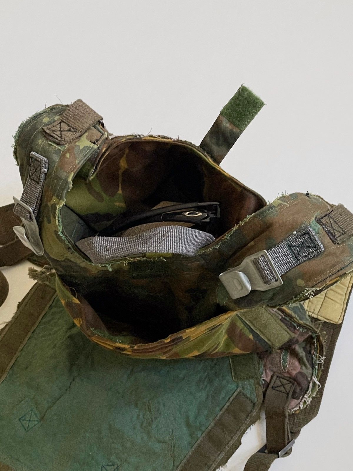 Japanese Brand Vintage y2k Camo ninja pocket bag Size ONE SIZE - 8 Thumbnail