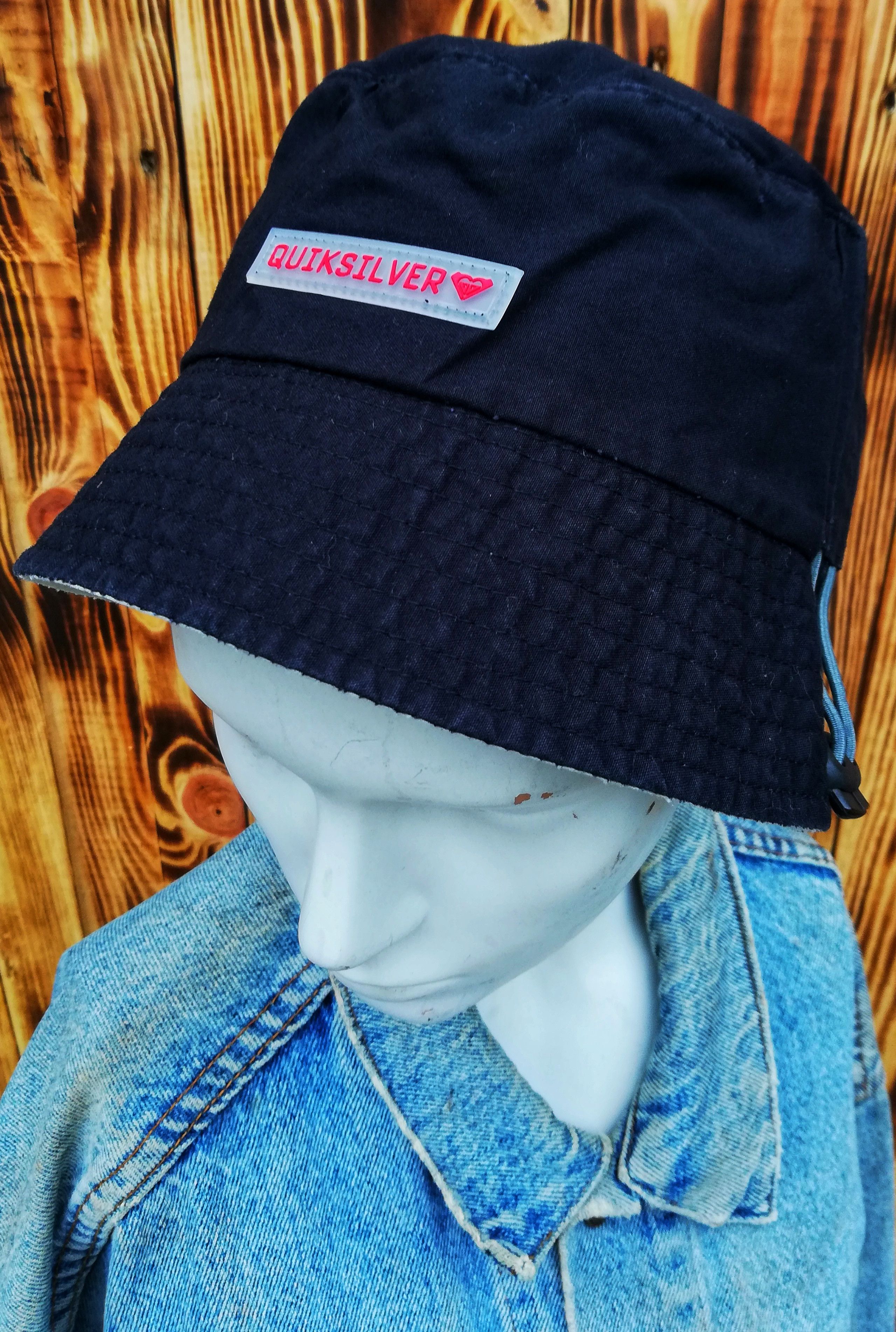 Quicksilver × Quiksilver 🔥Hat bucket Manufactured under License by Quiksilver🔥 Size ONE SIZE - 1 Thumbnail