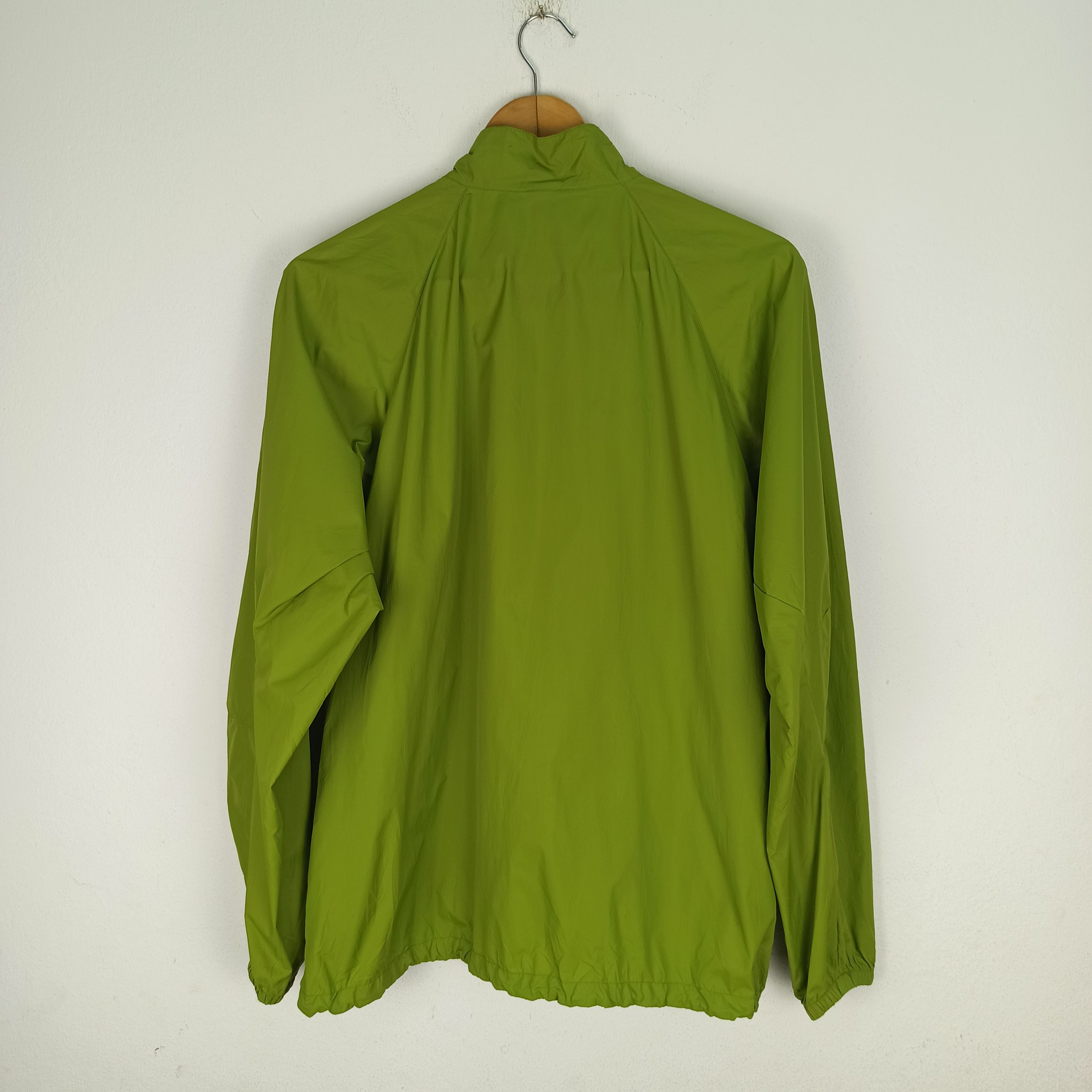 Montbell Rare Windbreaker Montbell Nice Condition and Green Colour Size US M / EU 48-50 / 2 - 6 Thumbnail
