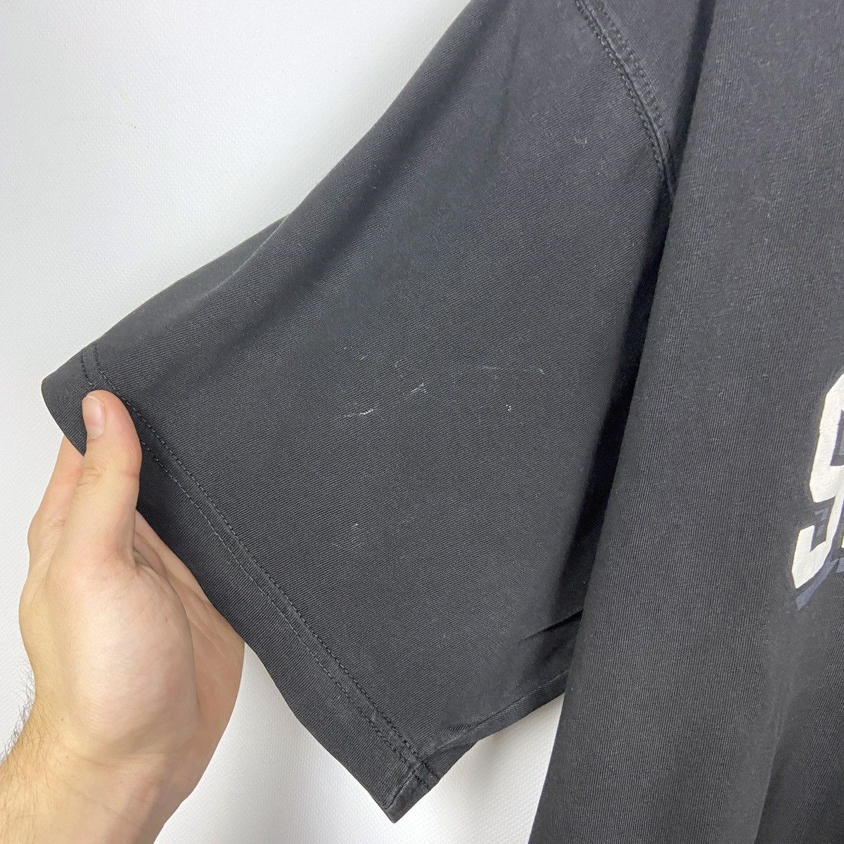 NBA Vintage 90s Distressed Shaq Attaq Rip it Shaquille O’nealtee Size US XXL / EU 58 / 5 - 7 Thumbnail