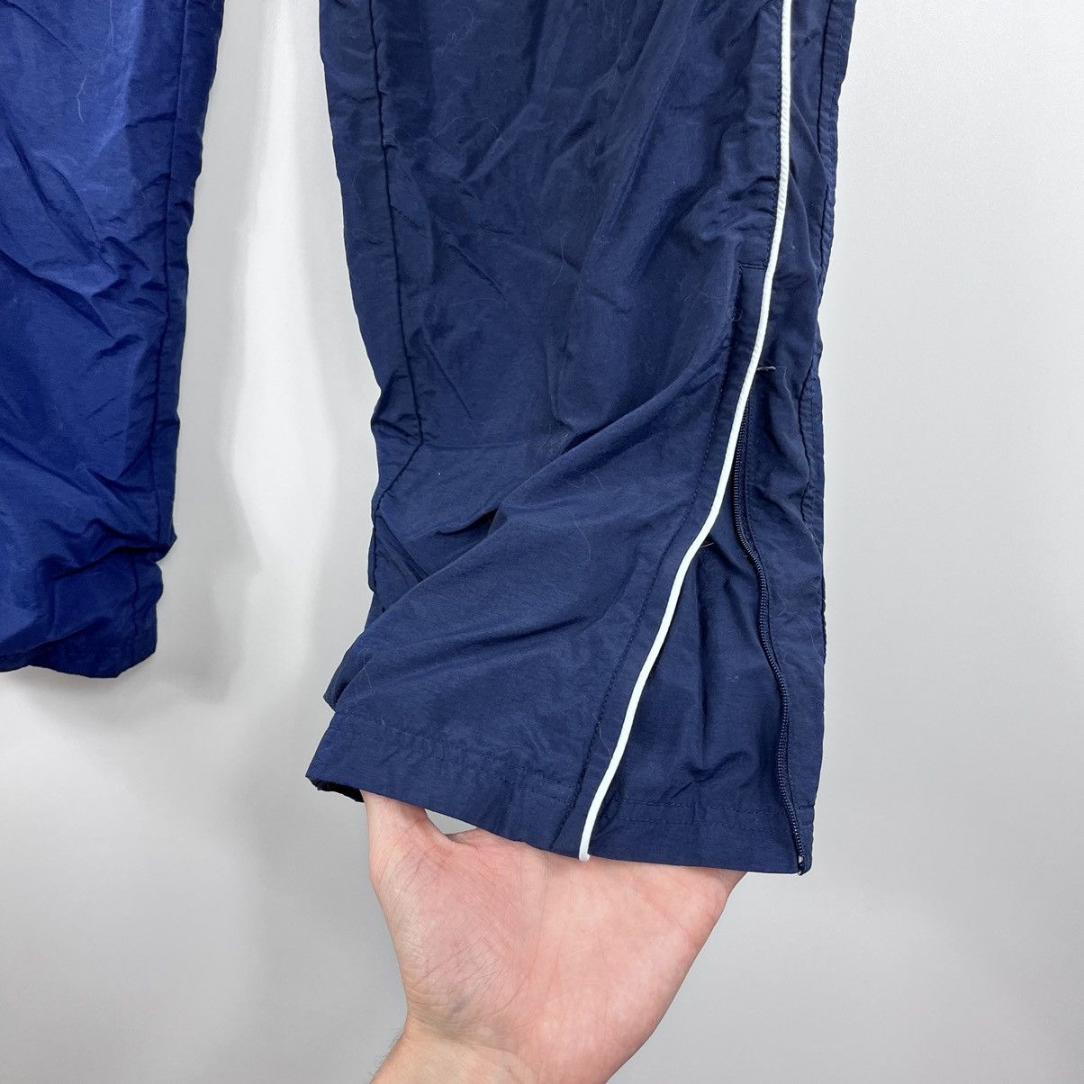 Nike Vtg 90’s Nike Track Pants Y2K Nylon Embroidery Logo Size XL Size US 36 / EU 52 - 9 Thumbnail
