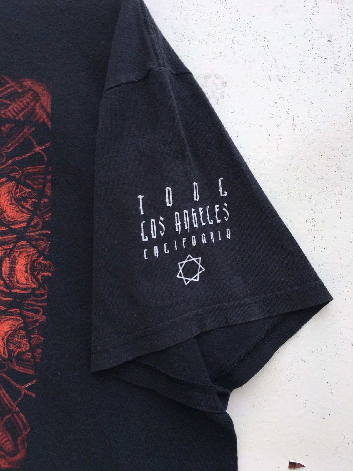 Band Tees Vintage Band Tees TOOL Los Angeles California Tshirt Size US L / EU 52-54 / 3 - 6 Thumbnail