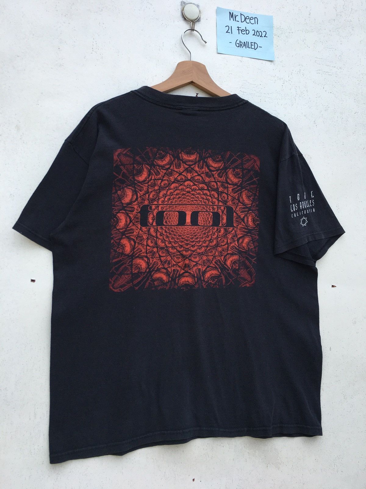 Band Tees Vintage Band Tees TOOL Los Angeles California Tshirt Size US L / EU 52-54 / 3 - 3 Thumbnail