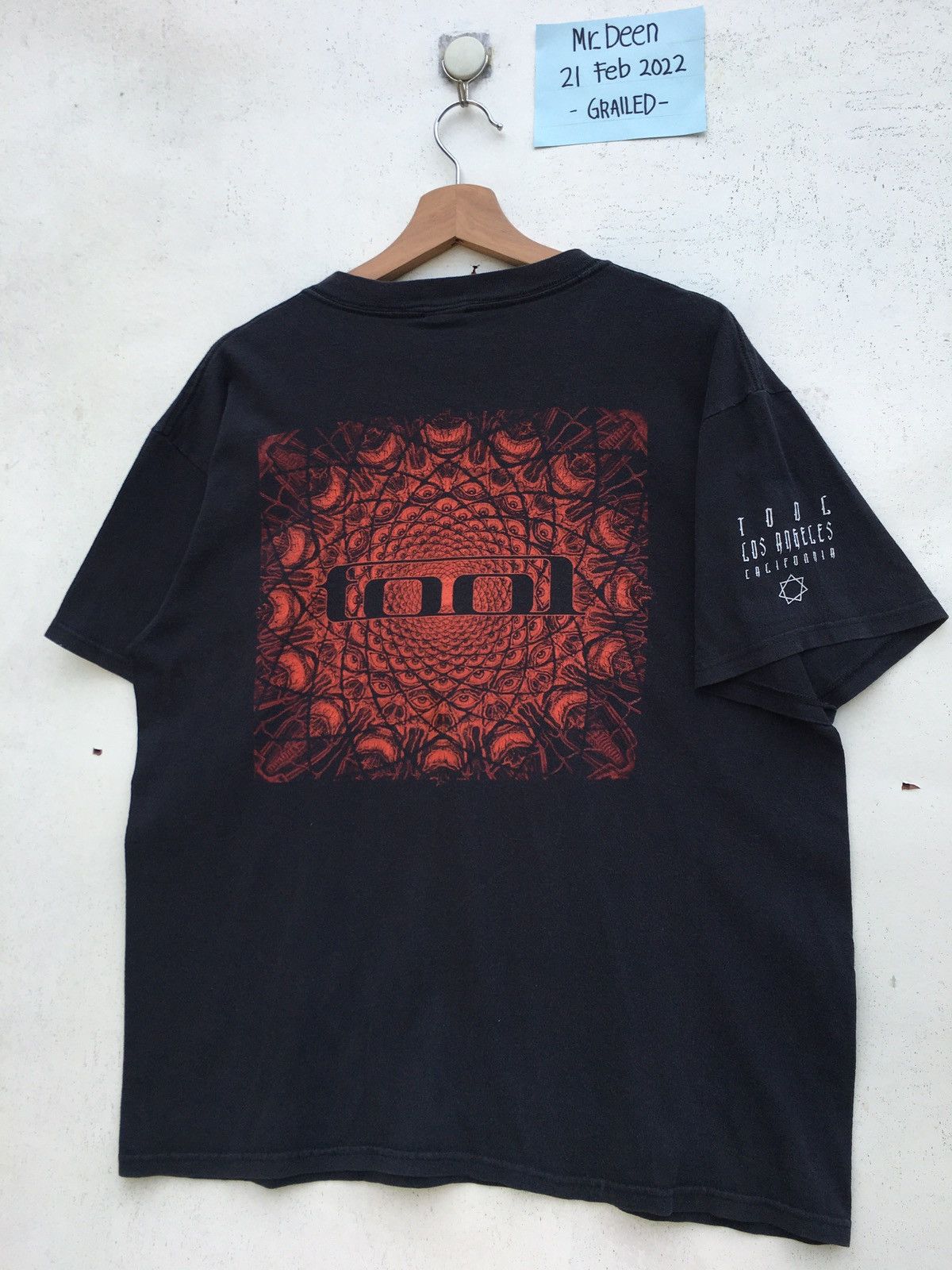 Band Tees Vintage Band Tees TOOL Los Angeles California Tshirt Size US L / EU 52-54 / 3 - 4 Thumbnail
