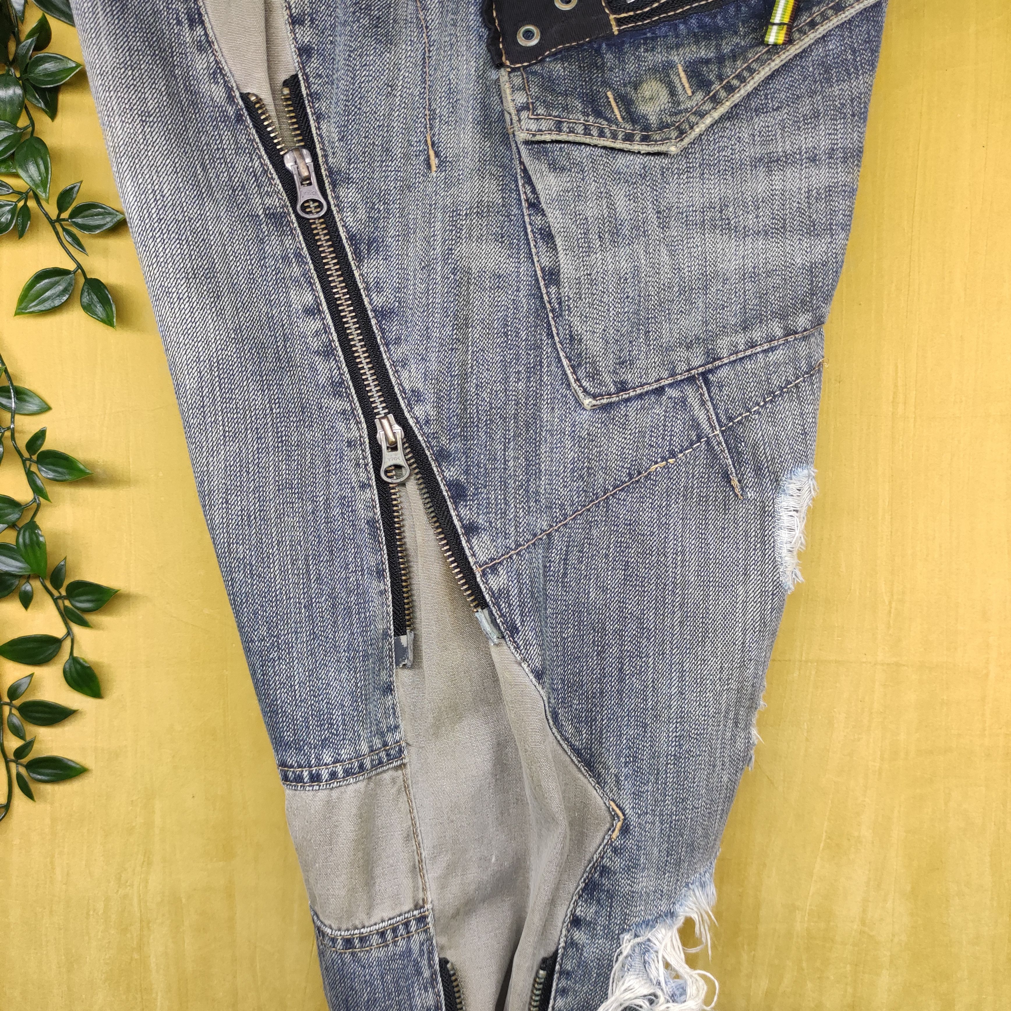 PPFM a97 PPFM distressed punk style jeans Size US 33 - 10 Thumbnail