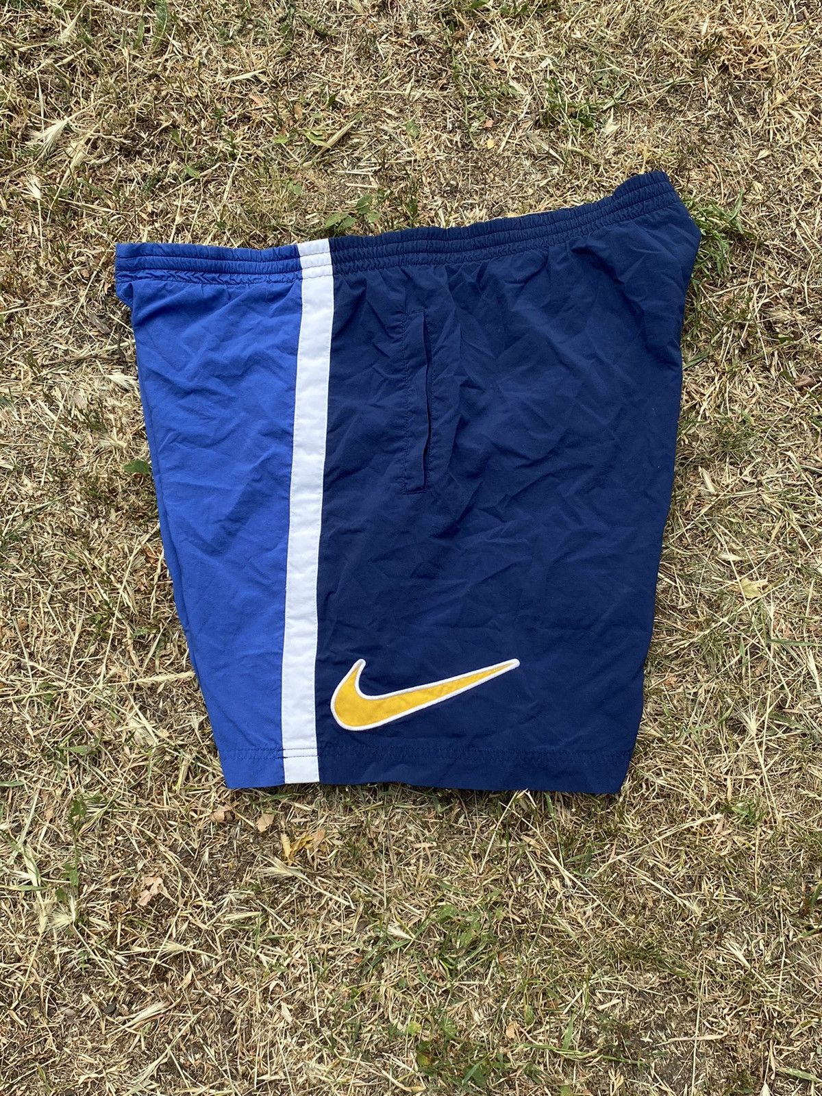 Nike Vintage 90s Nike shorts streetwear swoosh casual size XXL Size US 38 / EU 54 - 2 Thumbnail