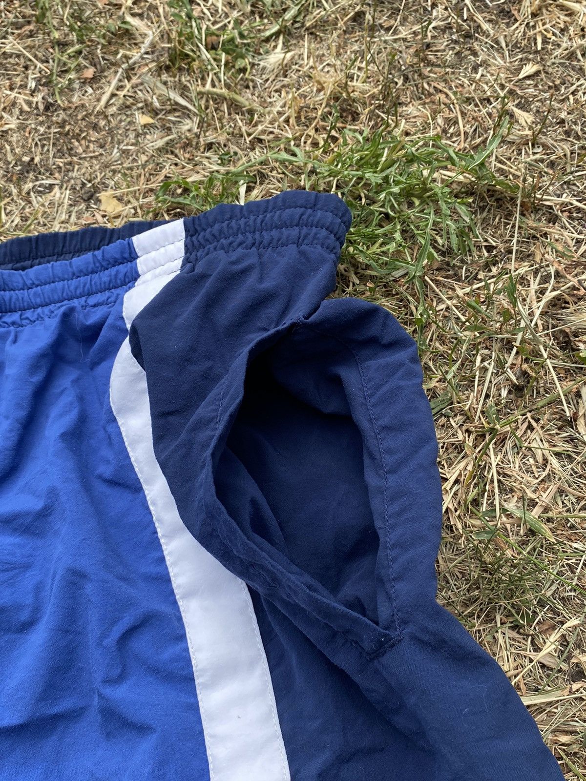 Nike Vintage 90s Nike shorts streetwear swoosh casual size XXL Size US 38 / EU 54 - 3 Thumbnail