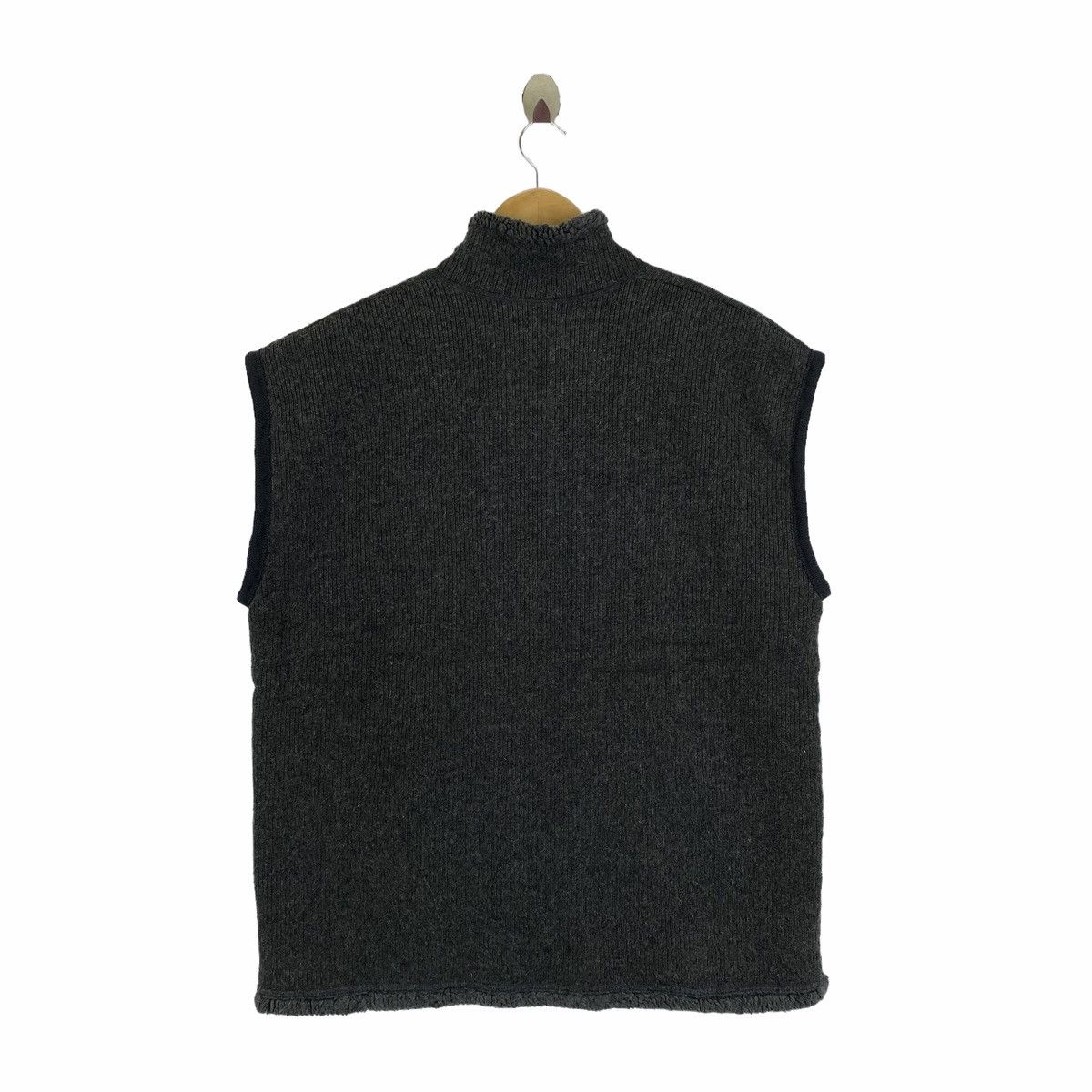 MCM × Vintage Vintage MCM LEGERE Italy Small Logo Zipper Vest Jacket Size US M / EU 48-50 / 2 - 2 Thumbnail