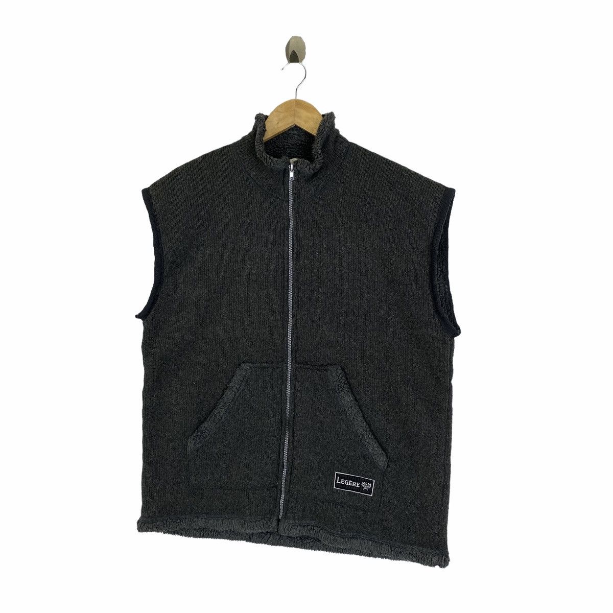 MCM × Vintage Vintage MCM LEGERE Italy Small Logo Zipper Vest Jacket Size US M / EU 48-50 / 2 - 4 Thumbnail