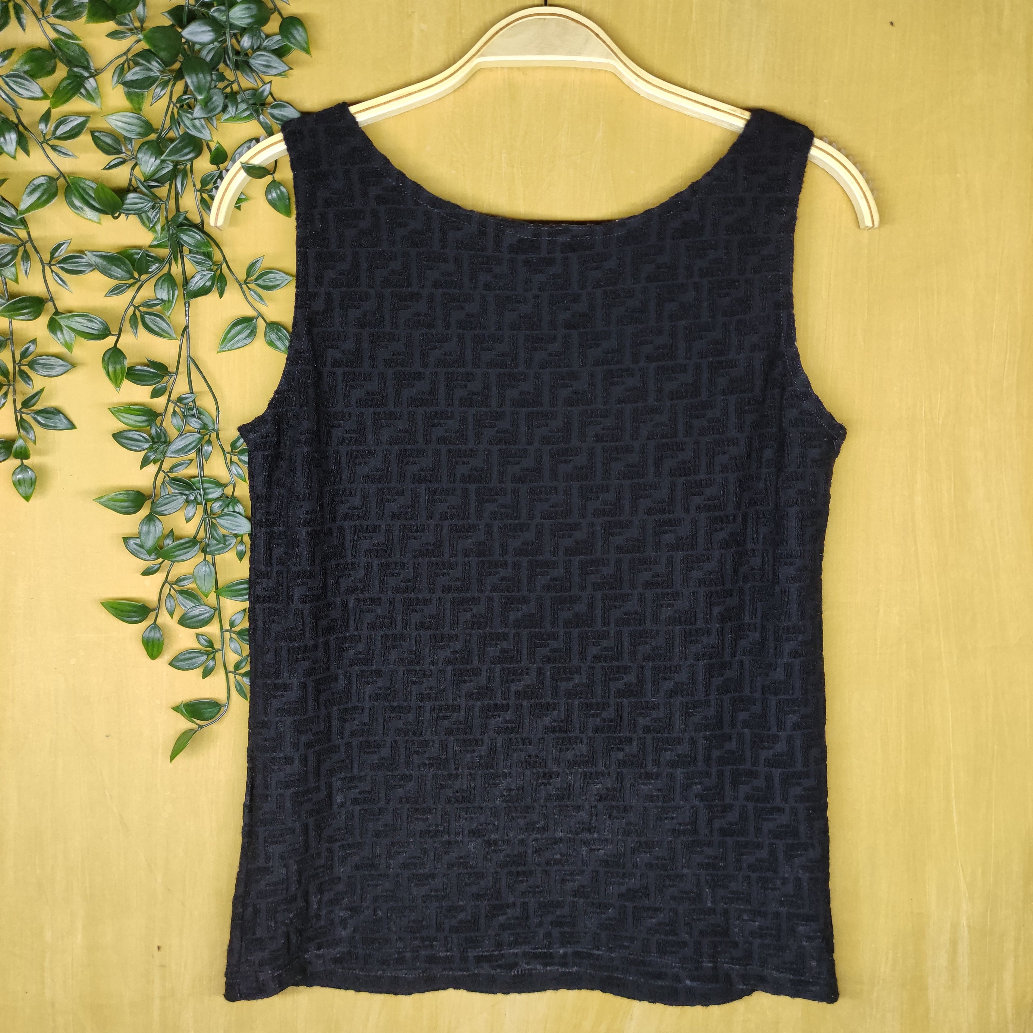 Fendi a77 FENDI monogram Tanktop Size US S / EU 44-46 / 1 - 2 Thumbnail
