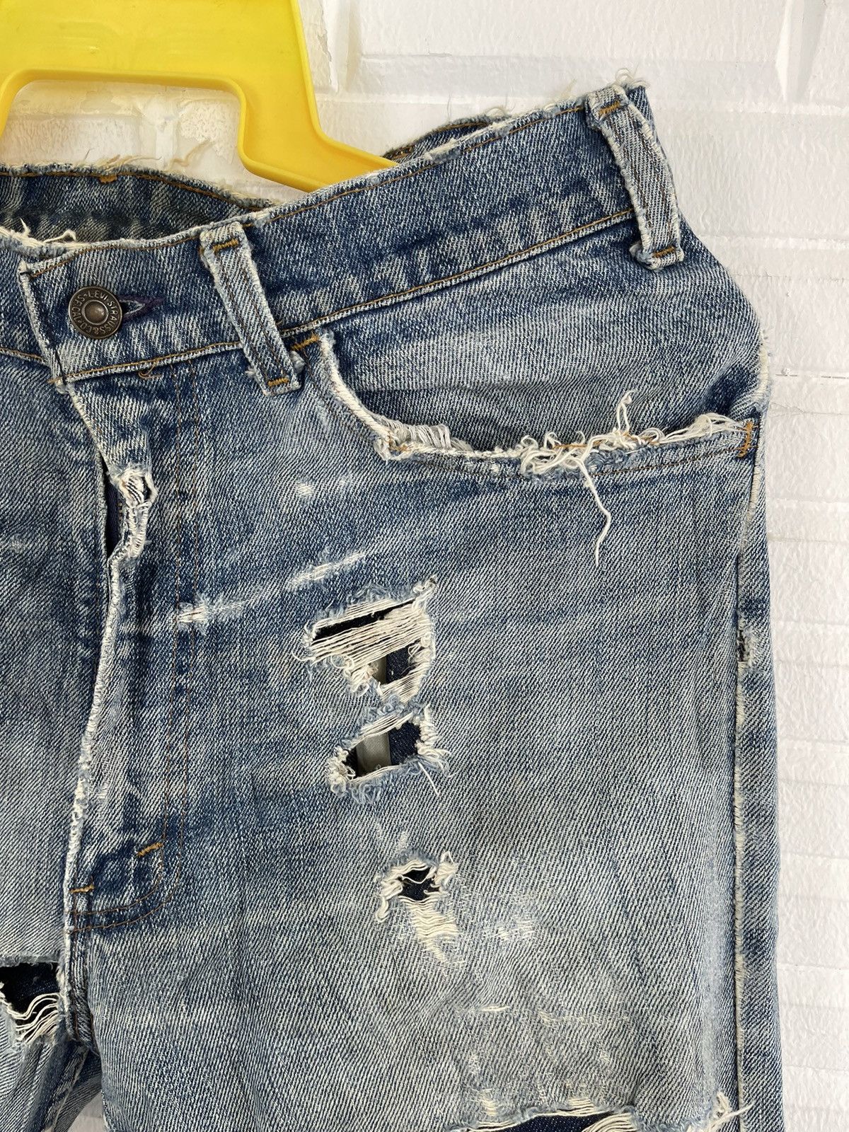 Levi's Vintage Clothing Vintage LEVI’S ORANGE TAB Distressed Jeans Destroy Size US 34 / EU 50 - 8 Thumbnail