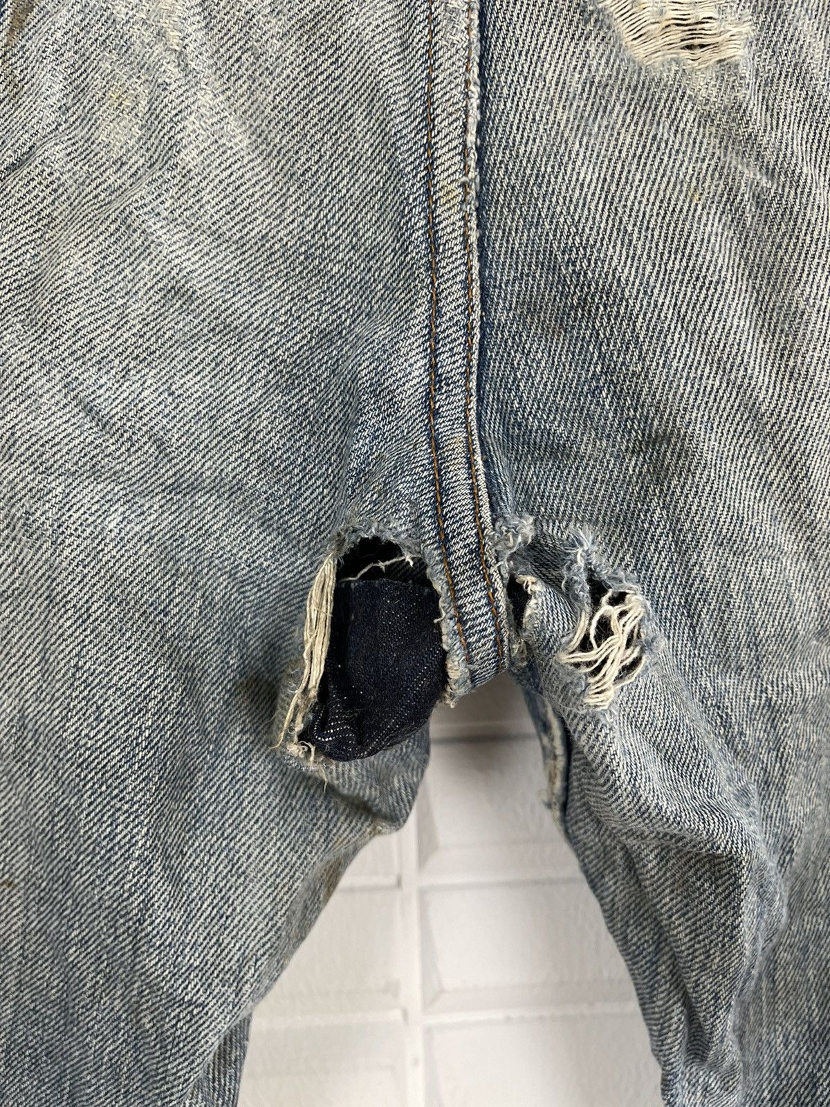 Levi's Vintage Clothing Vintage LEVI’S ORANGE TAB Distressed Jeans Destroy Size US 34 / EU 50 - 10 Thumbnail