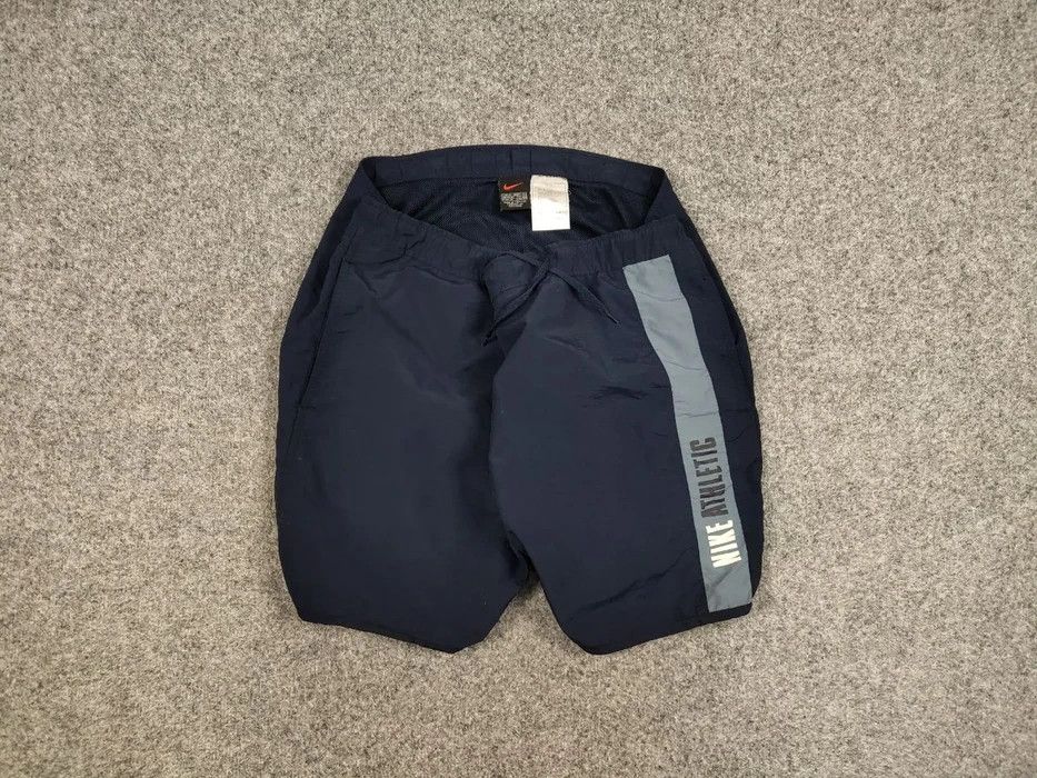 Nike Vintage 90's Nike Athletic Shorts Blue Logo Swoosh Casual Size US 36 / EU 52 - 1 Thumbnail