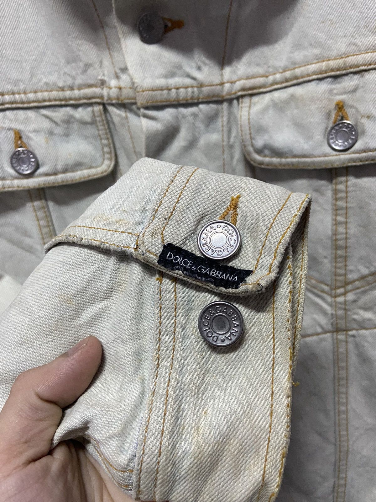 Dolce & Gabbana Dolce & gabanna distress denime jacket Size US M / EU 48-50 / 2 - 6 Thumbnail