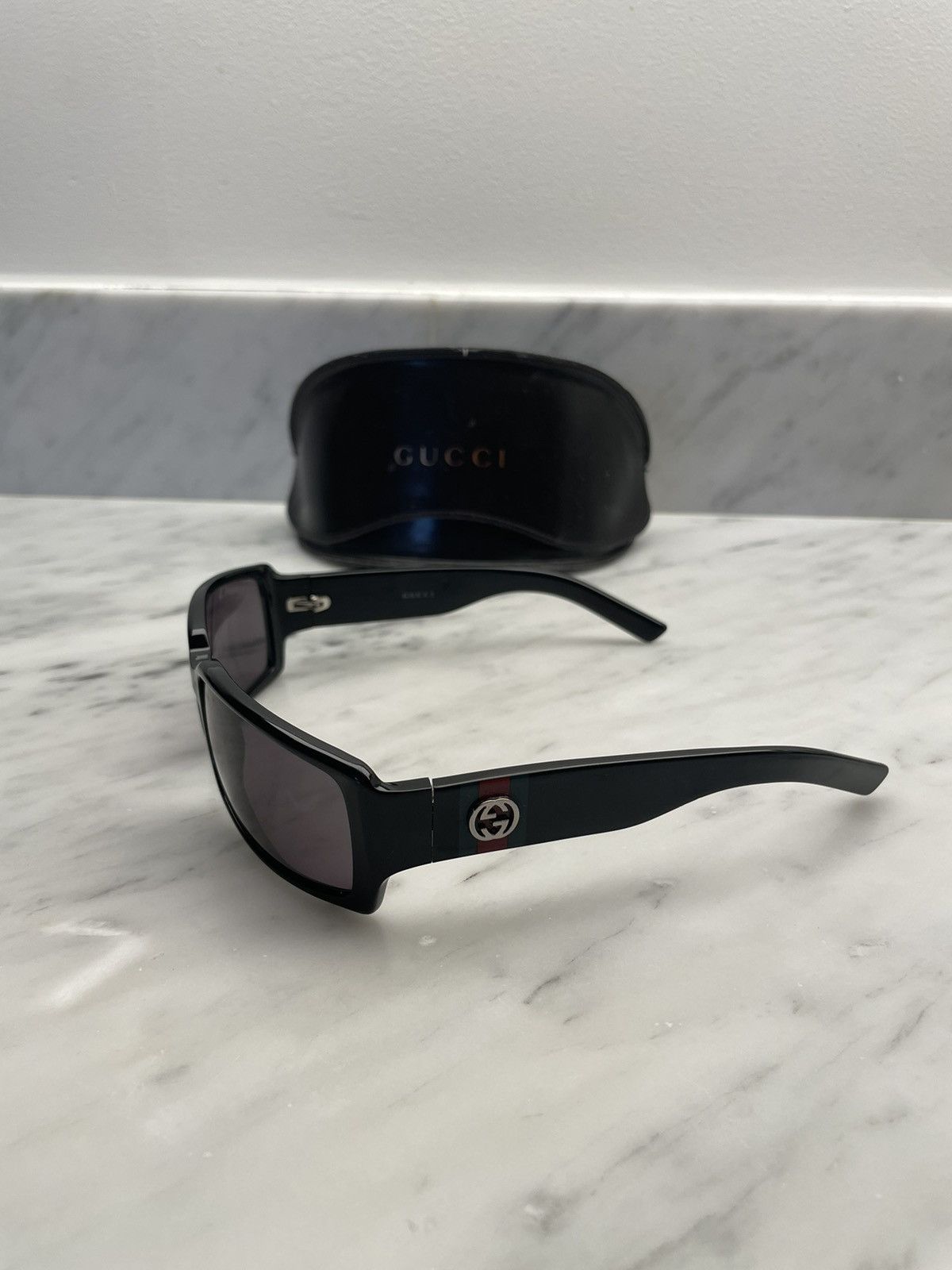 Gucci gg 2564 monogram logo sunglasses mask sunglasses