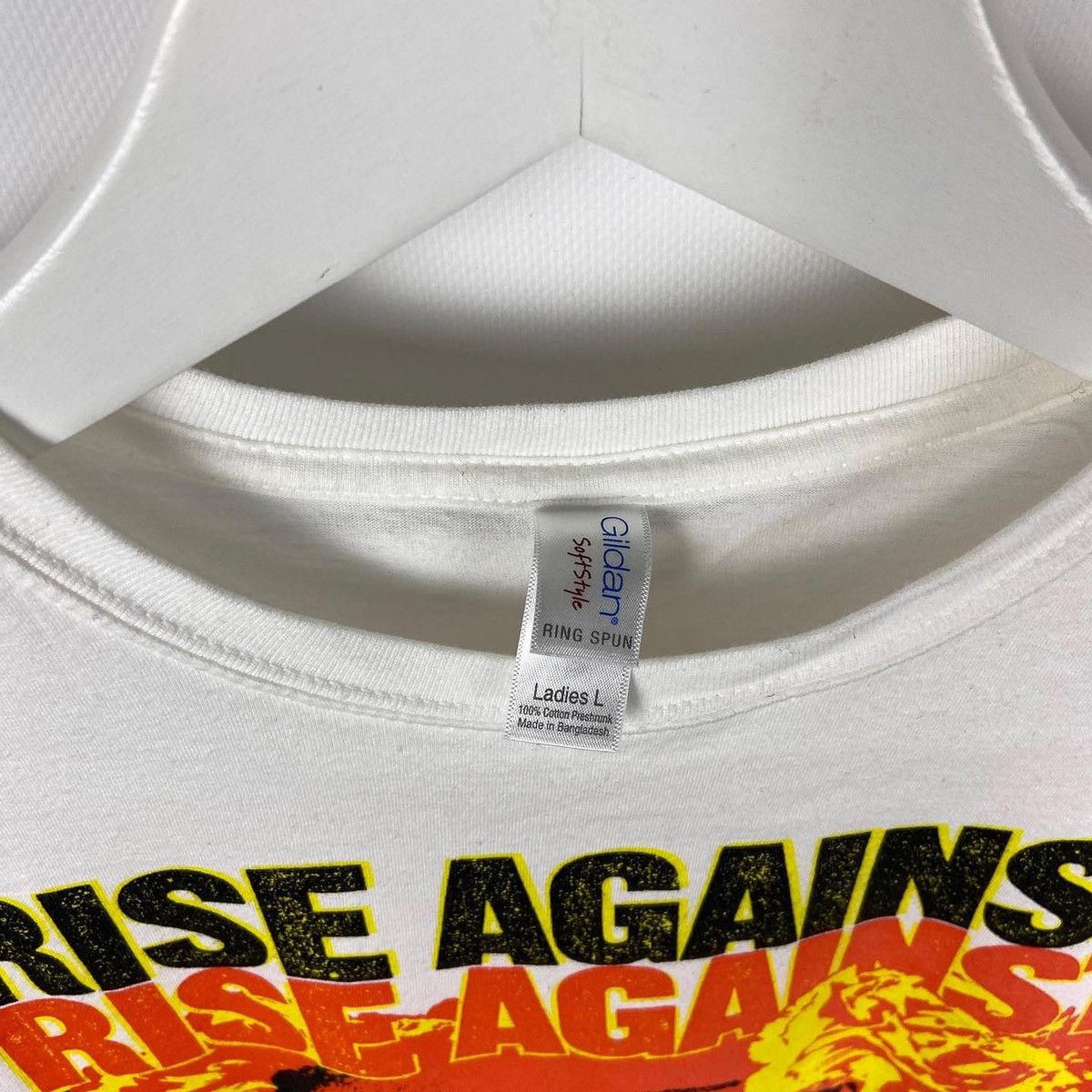 Band Tees Vintage Rise Against Woman size L punk rock band tee Size US L / EU 52-54 / 3 - 4 Thumbnail