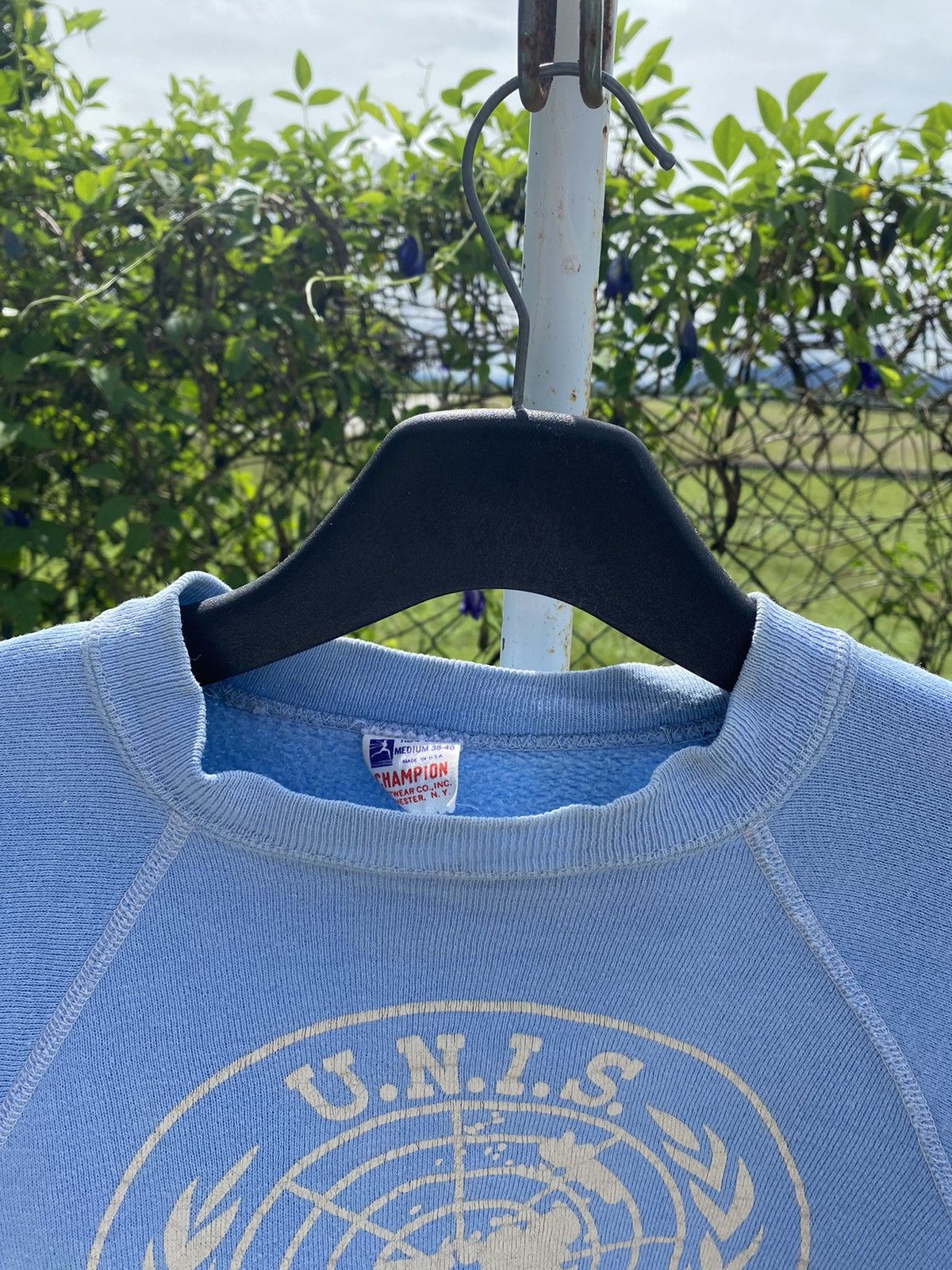Champion Vintage U.N.I.S Crewneck – United Nations Emblem Graphic” Size US M / EU 48-50 / 2 - 4 Thumbnail
