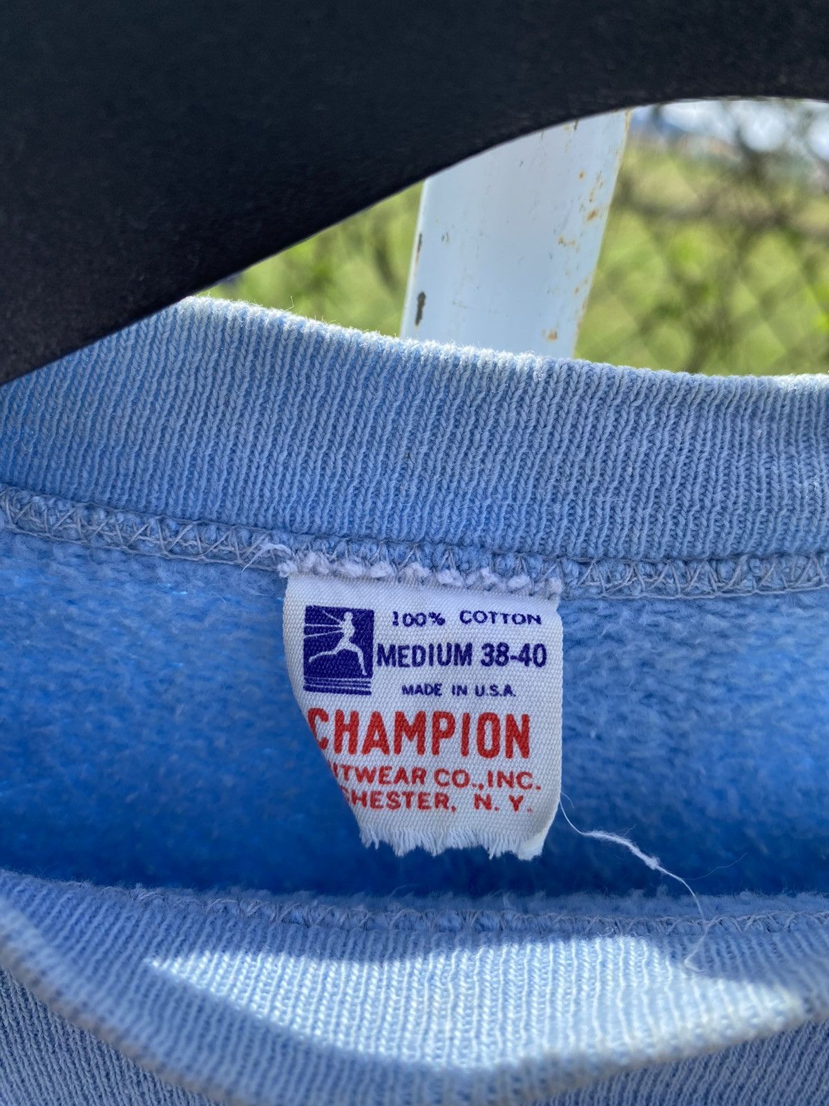 Champion Vintage U.N.I.S Crewneck – United Nations Emblem Graphic” Size US M / EU 48-50 / 2 - 3 Thumbnail