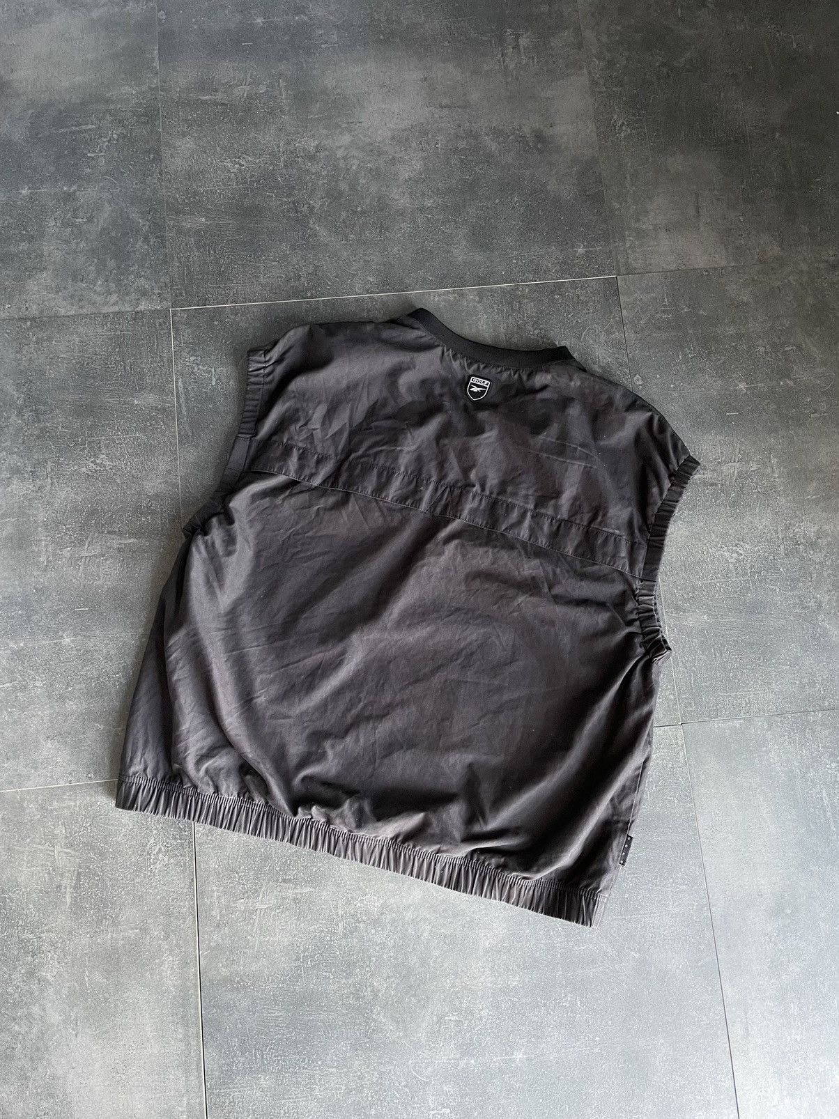 Reebok × Vintage Vintage Reebok Golf Black V-neck Vest Size XL Size US XL / EU 56 / 4 - 10 Thumbnail