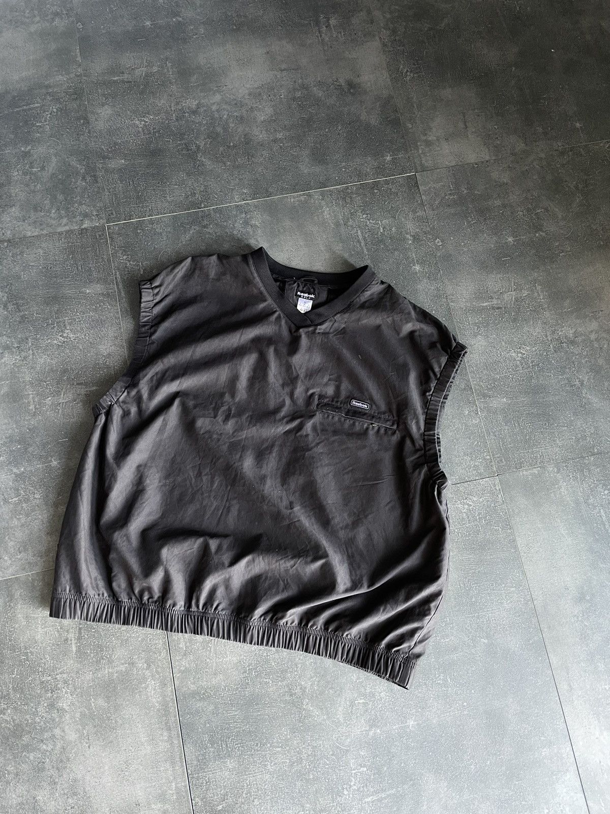 Reebok × Vintage Vintage Reebok Golf Black V-neck Vest Size XL Size US XL / EU 56 / 4 - 2 Thumbnail