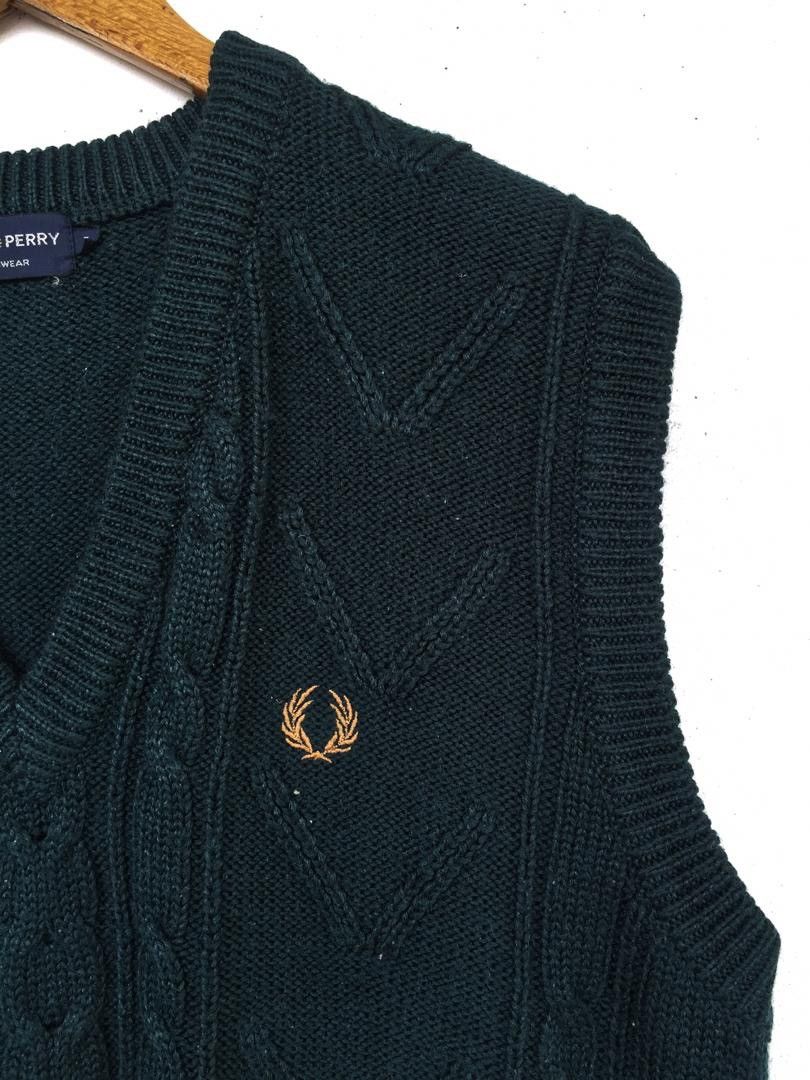 Fred Perry FRED PERRY SLEEVELESS KNITWEAR Size US L / EU 52-54 / 3 - 4 Thumbnail