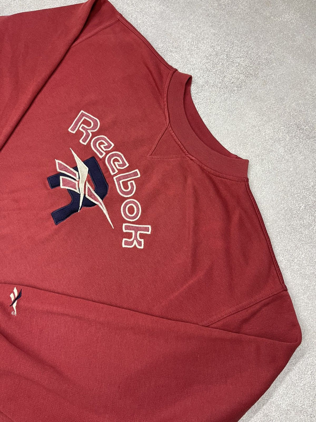 Reebok Vintage Reebok Big Logo Sweatshirt Y2K size M Rare Size US M / EU 48-50 / 2 - 3 Thumbnail
