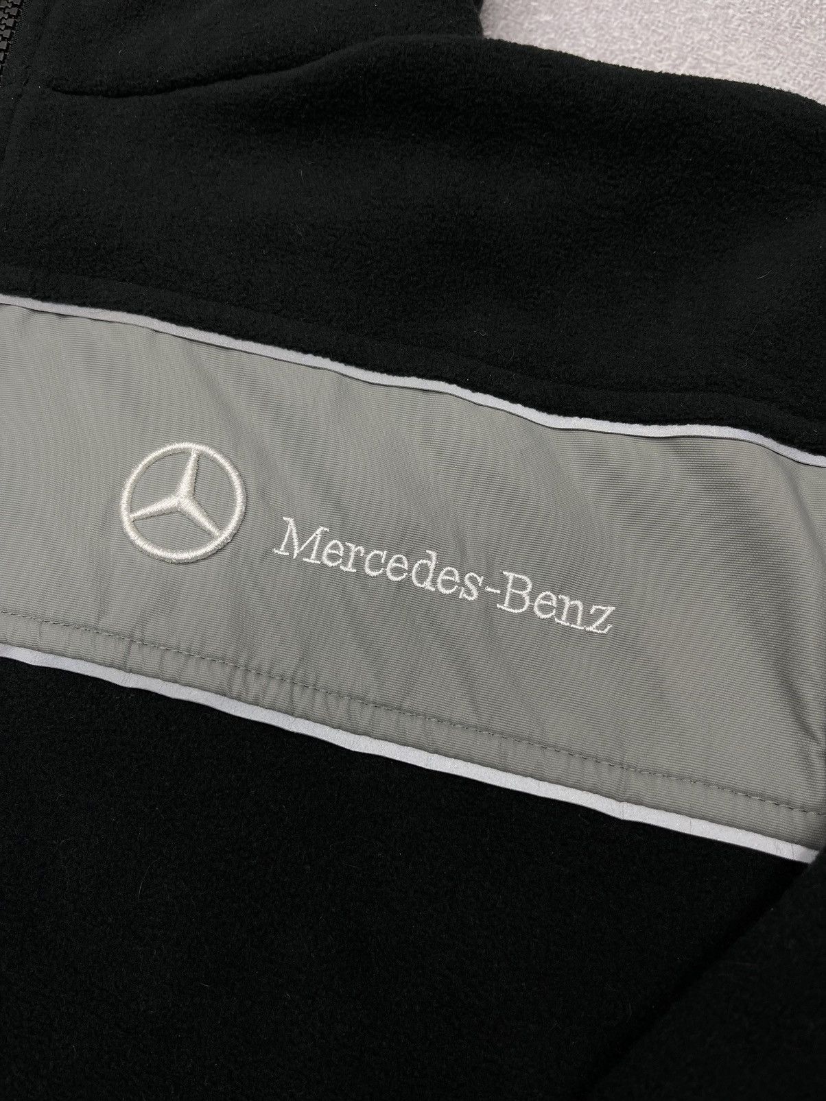 Mercedes-Benz Mercedes Benz Fleece Jacket Motorsport Racing size M Size US M / EU 48-50 / 2 - 4 Thumbnail