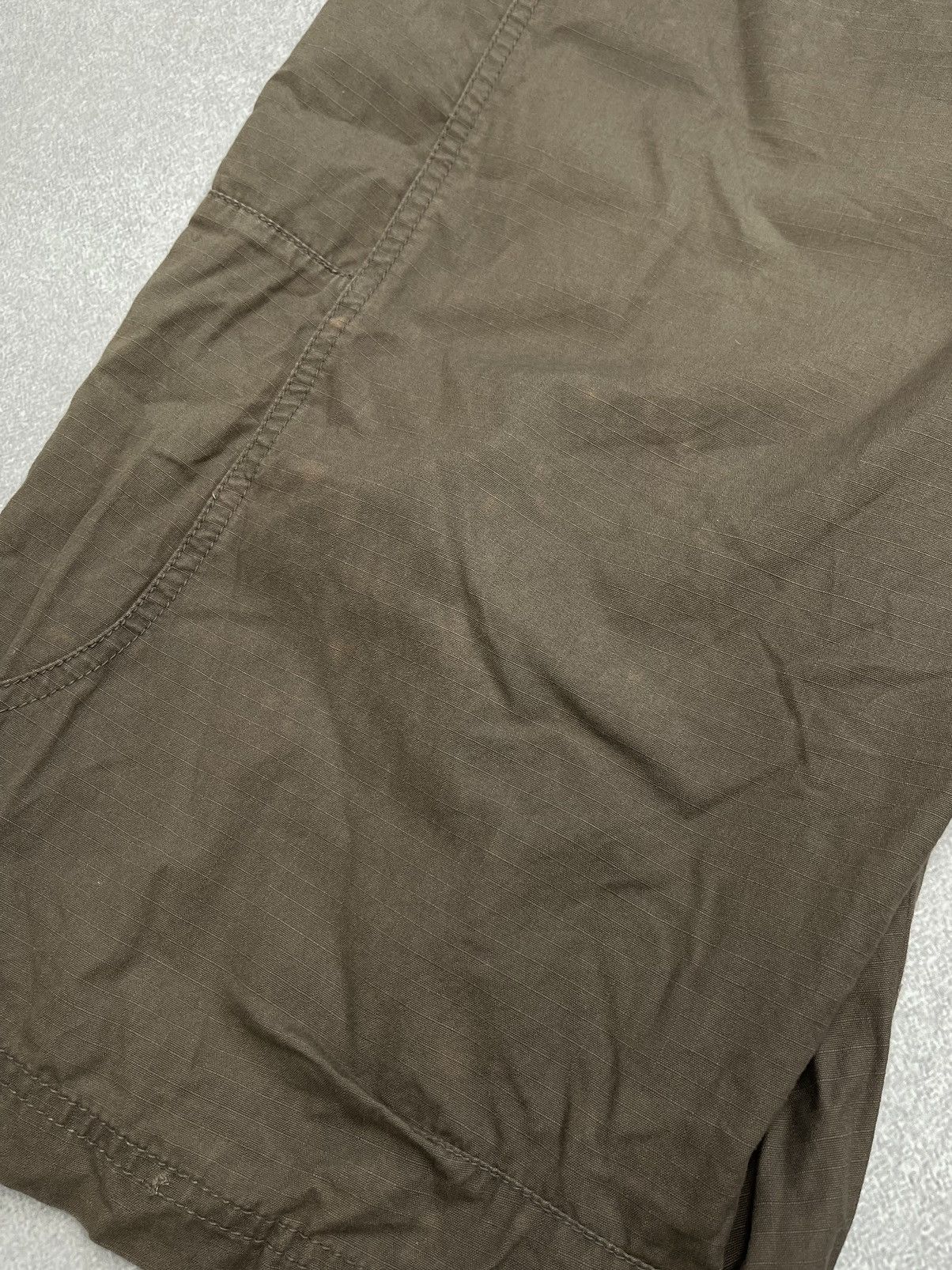 Nike Vintage Nike Cargo Shorts Drill Y2K Nylon TN Size L Size US 34 / EU 50 - 13 Thumbnail