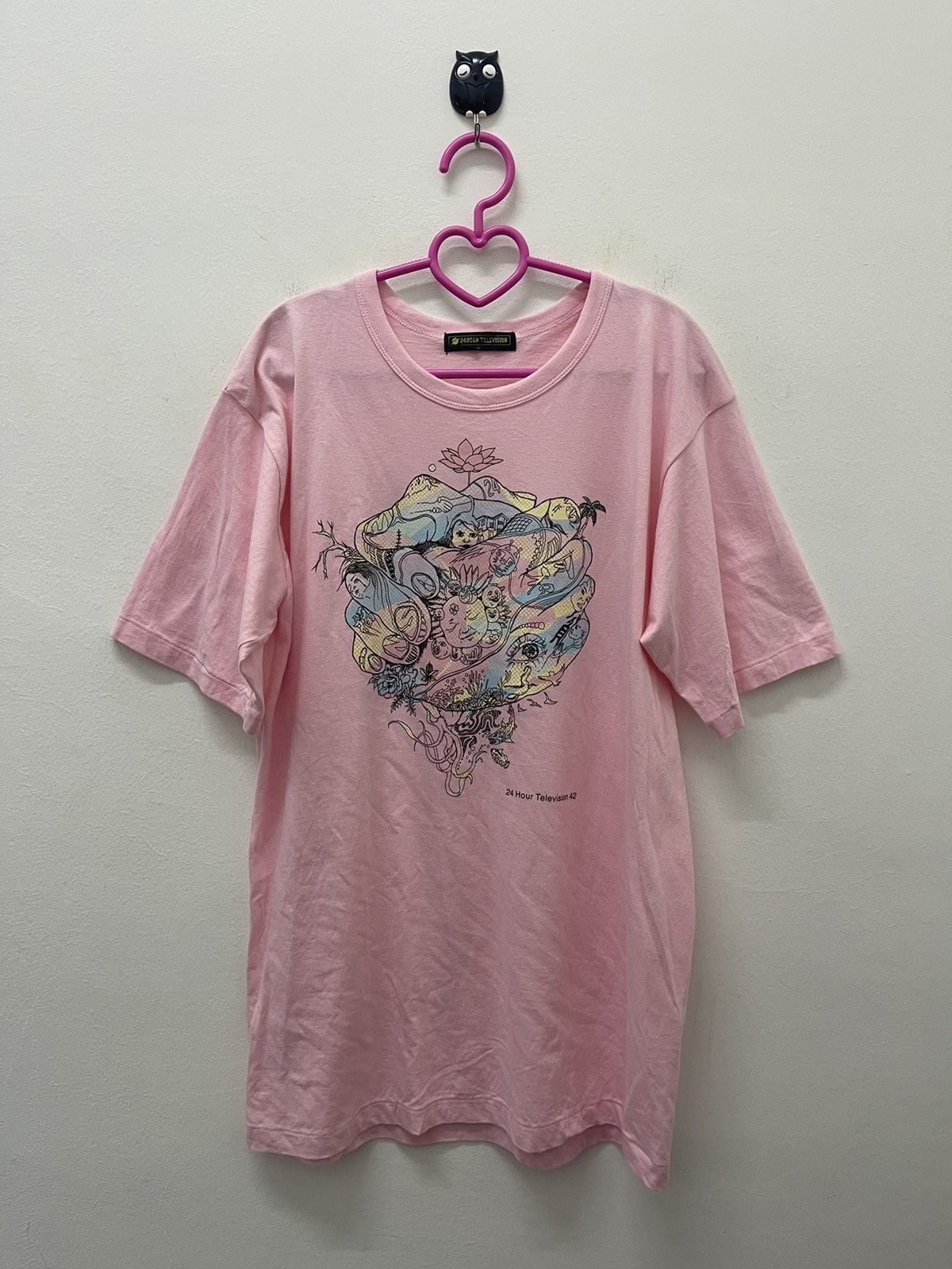 Takashi Murakami Rare Vintage 24 HOUR TELEVISION 42 Art Tee Size US L / EU 52-54 / 3 - 1 Thumbnail