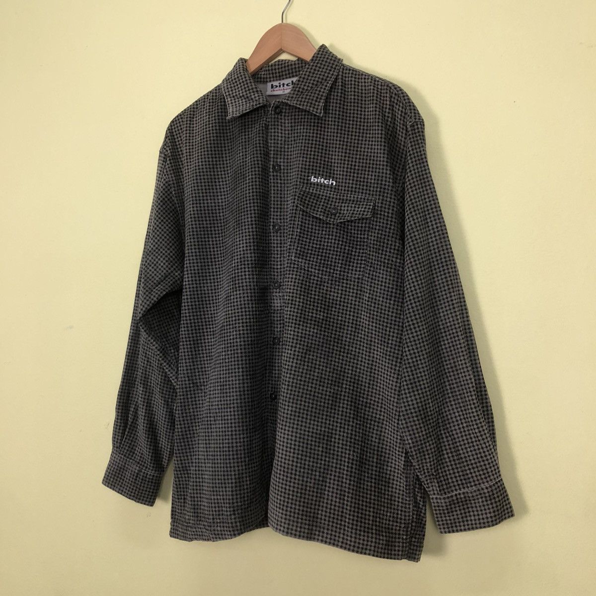 Japanese Brand Bitch Skateboard Button UpsSingle Pocket Size US M / EU 48-50 / 2 - 2 Thumbnail