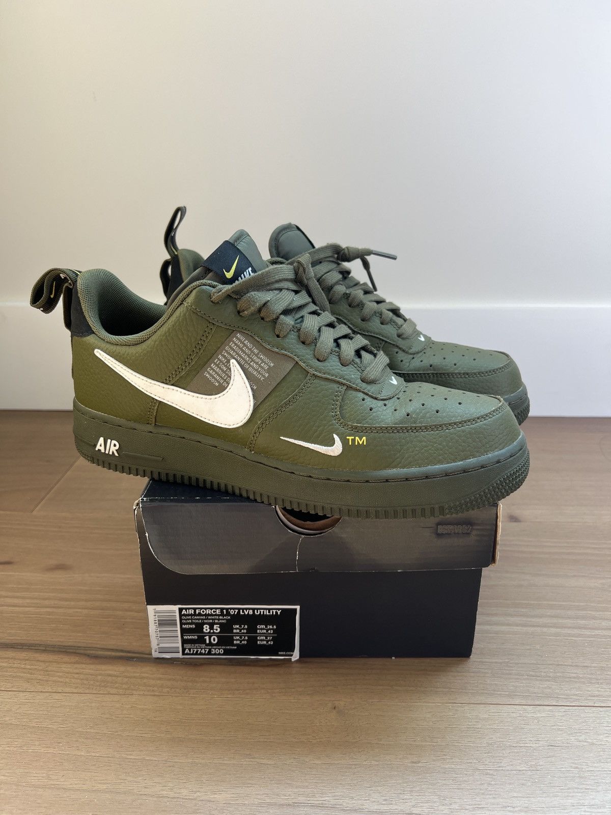 nike air force 1 07 lv8 utility olive