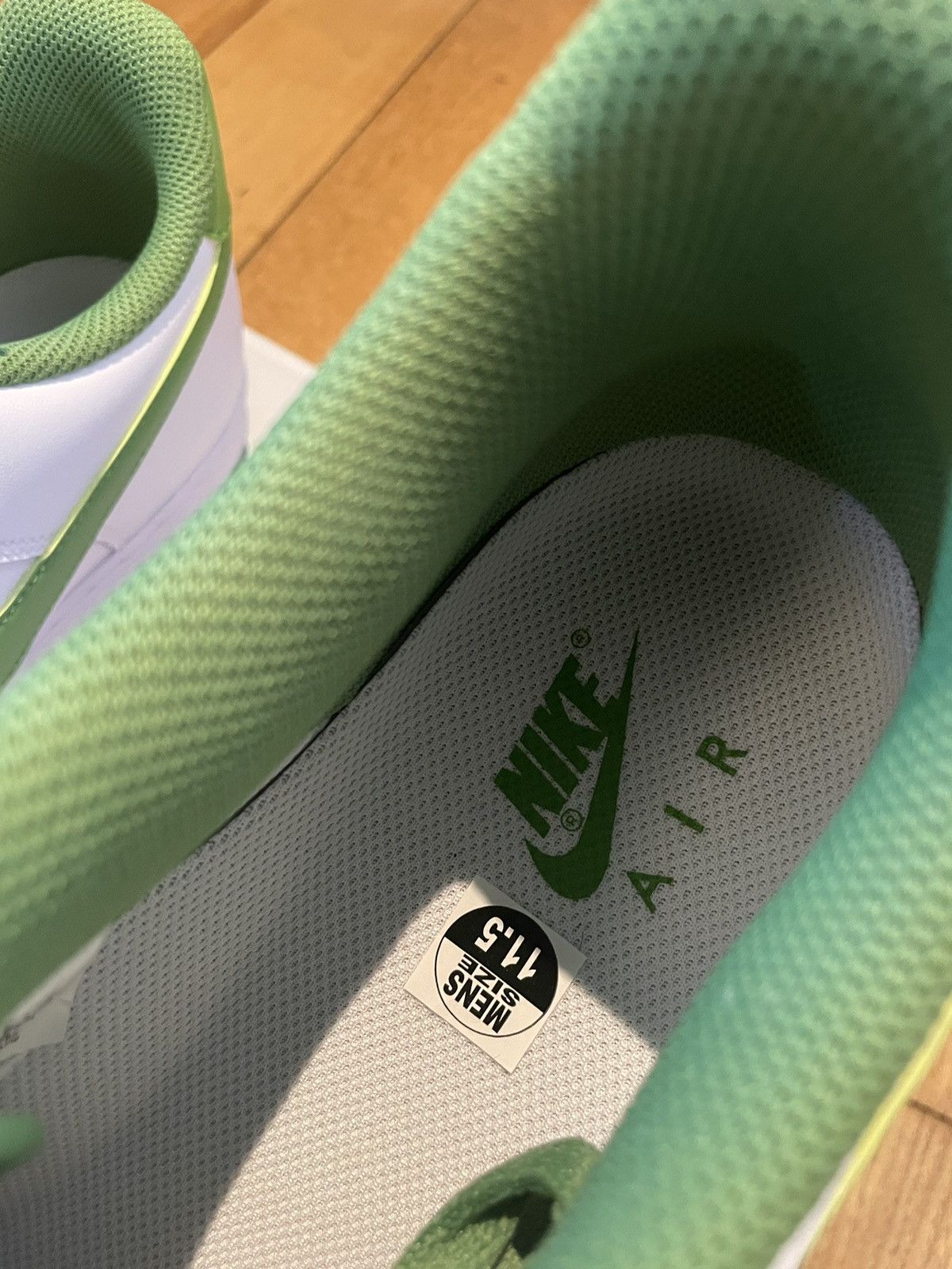 Nike Nike Air Force 1 White Chlorophyll Size US 11.5 / EU 44-45 - 6 Thumbnail