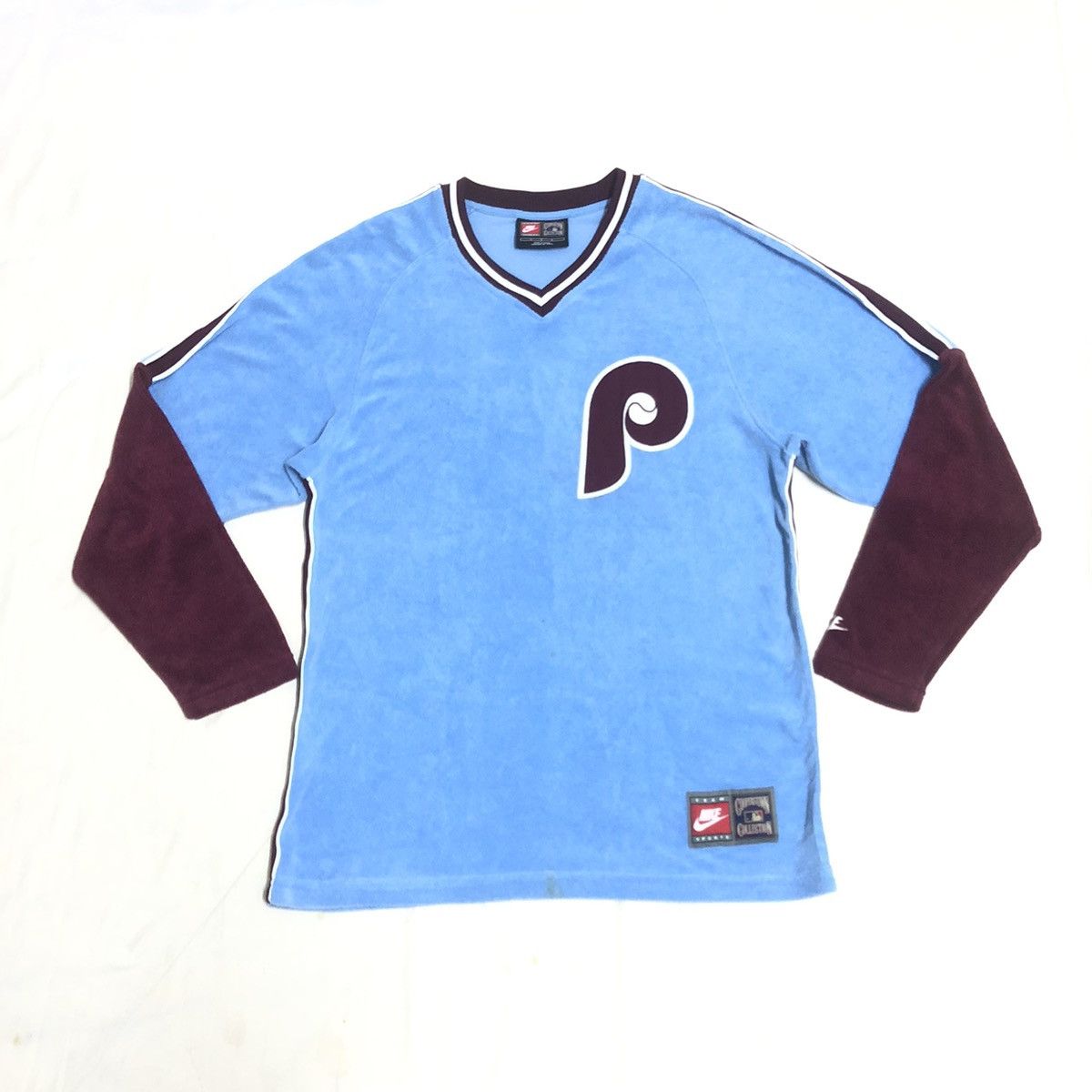 Nike × Vintage Vintage Nike Philadelphia Philies Long Sleeve Size US M / EU 48-50 / 2 - 1 Thumbnail