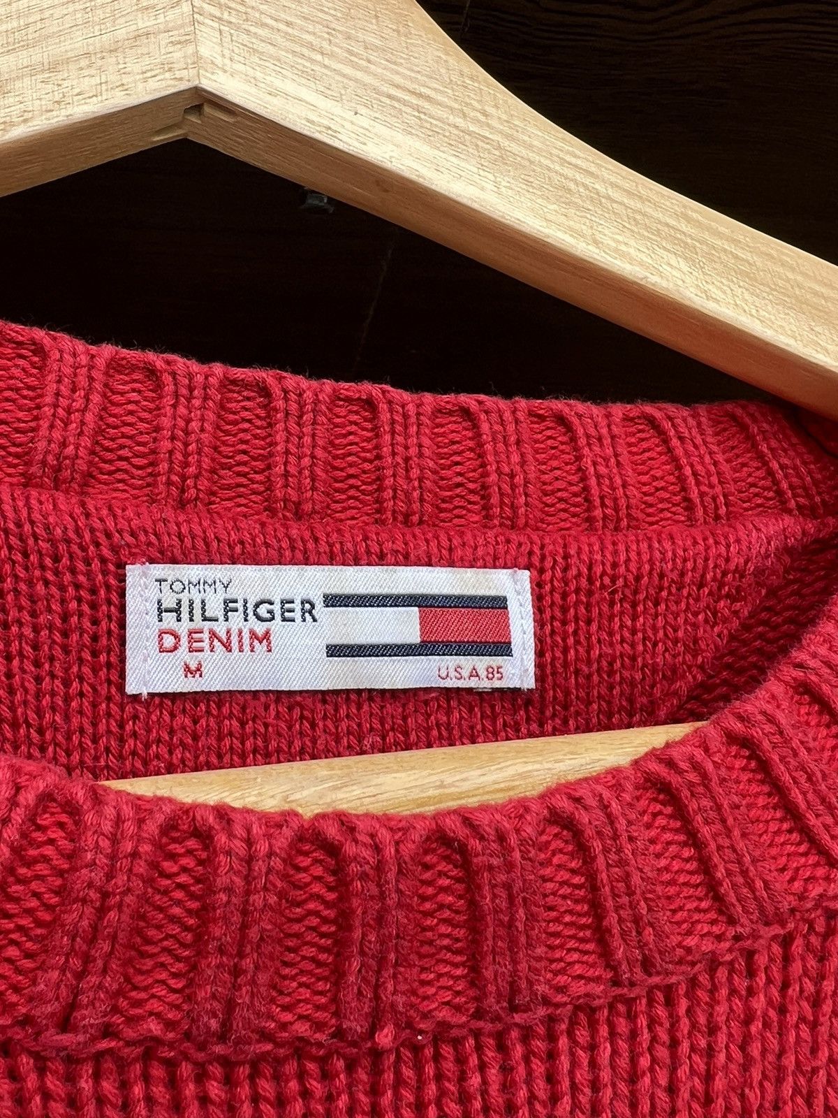 Tommy Hilfiger × Vintage ❤️Tommy Hilfiger Big logo vintage knitted sweater Size US M / EU 48-50 / 2 - 2 Thumbnail
