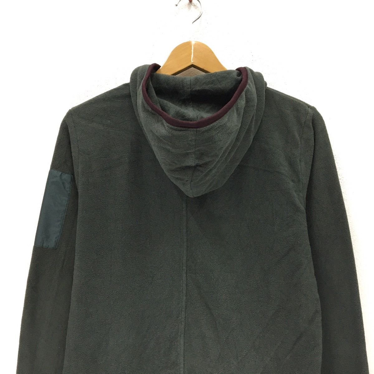 Japanese Brand × Undercover × Uniqlo UNDERCOVER UNIQLO Nice Design Hoodie Size S / US 4 / IT 40 - 4 Thumbnail