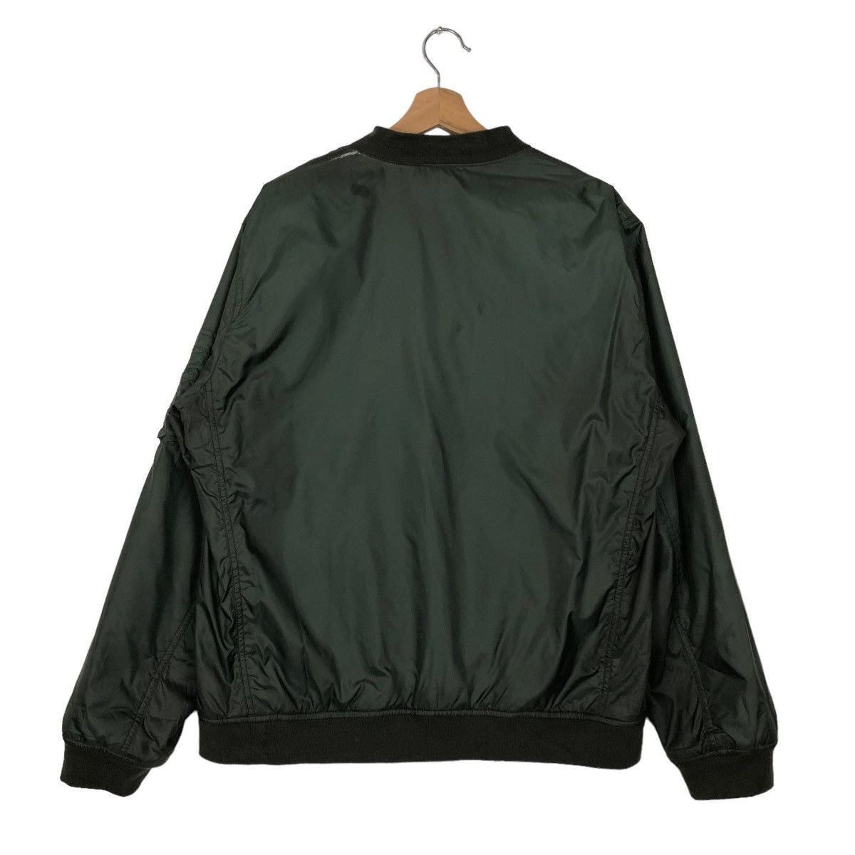 Japanese Brand VINTAGE BOMBER JACKET UNIQLO JAPAN RIOT RIOT DESIGN Size US XL / EU 56 / 4 - 7 Thumbnail