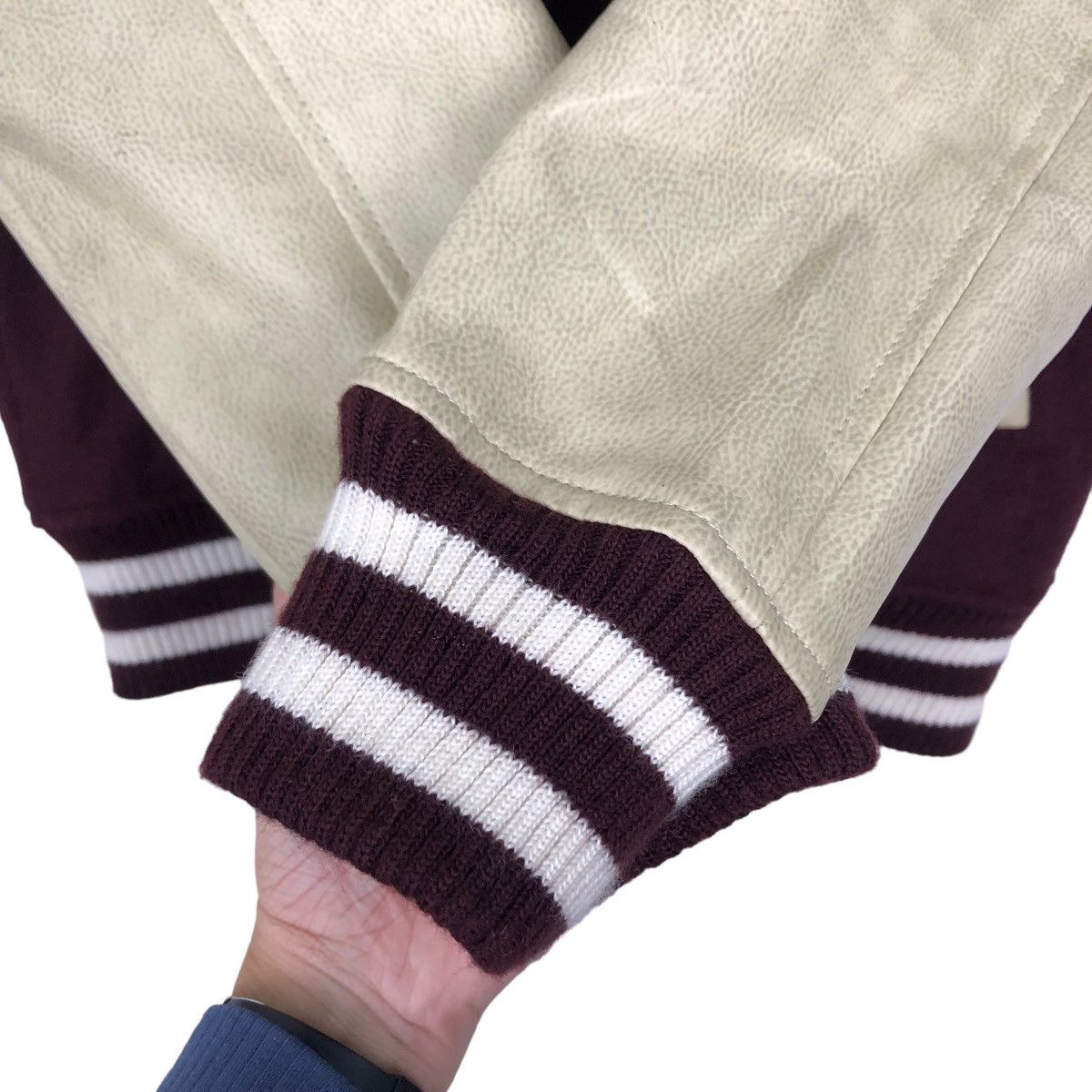 Japanese Brand VINTAGE VARSITY JACKET OILCAKE LEATHER BIG LOGO Size US L / EU 52-54 / 3 - 11 Thumbnail