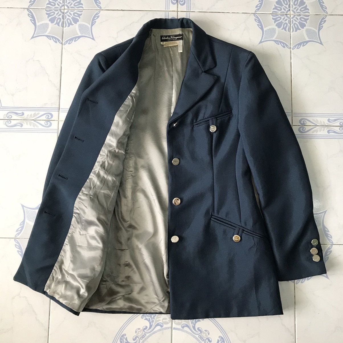 Salvatore Ferragamo Salvatore Ferragamo Wool & Nylon Jacket Coat Made in Italy Size S / US 4 / IT 40 - 13 Thumbnail