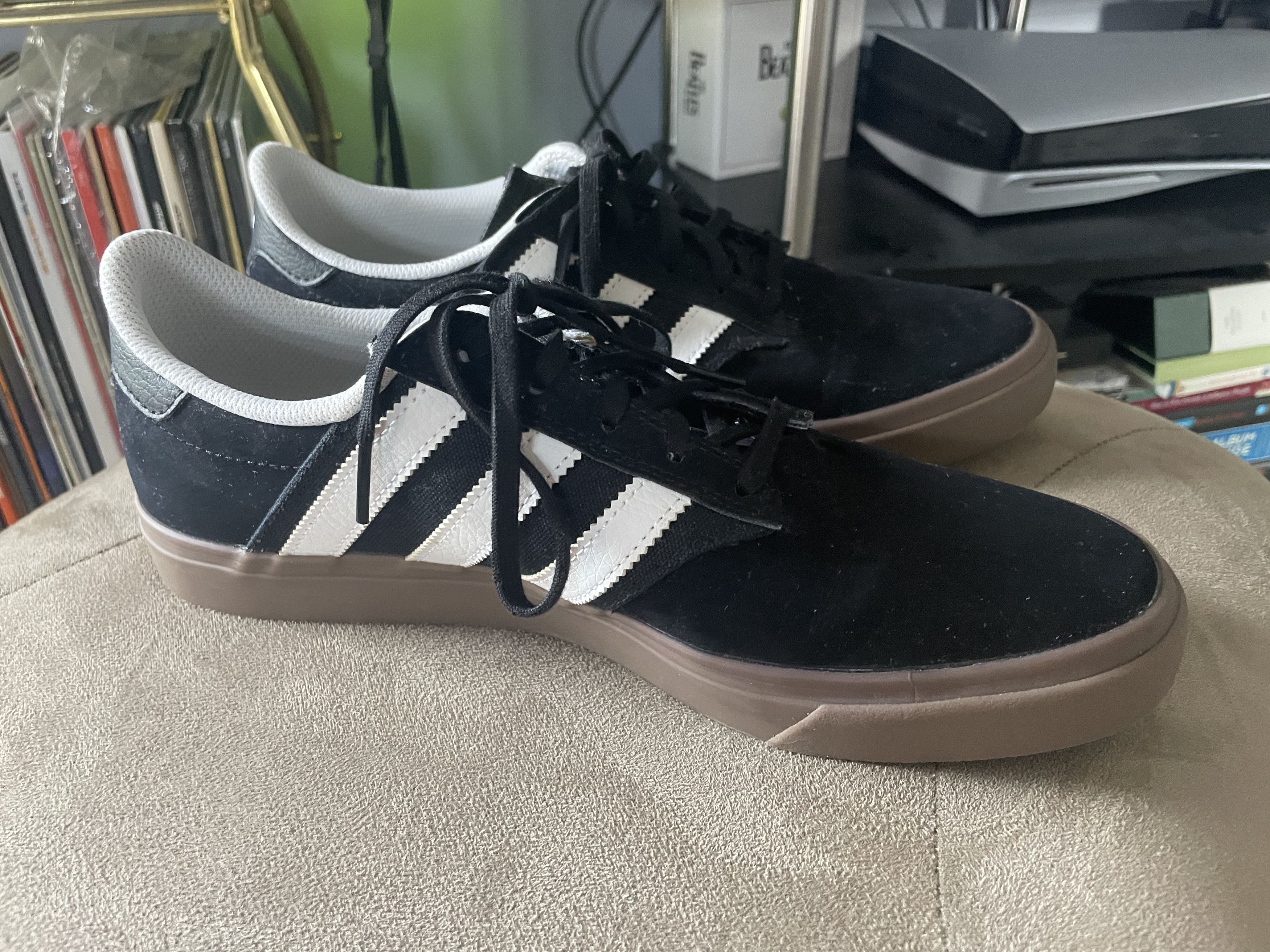 Adidas Seeley Premiere Black/White/Gums Skate Shoe Size US 9 / EU 42 - 3 Thumbnail