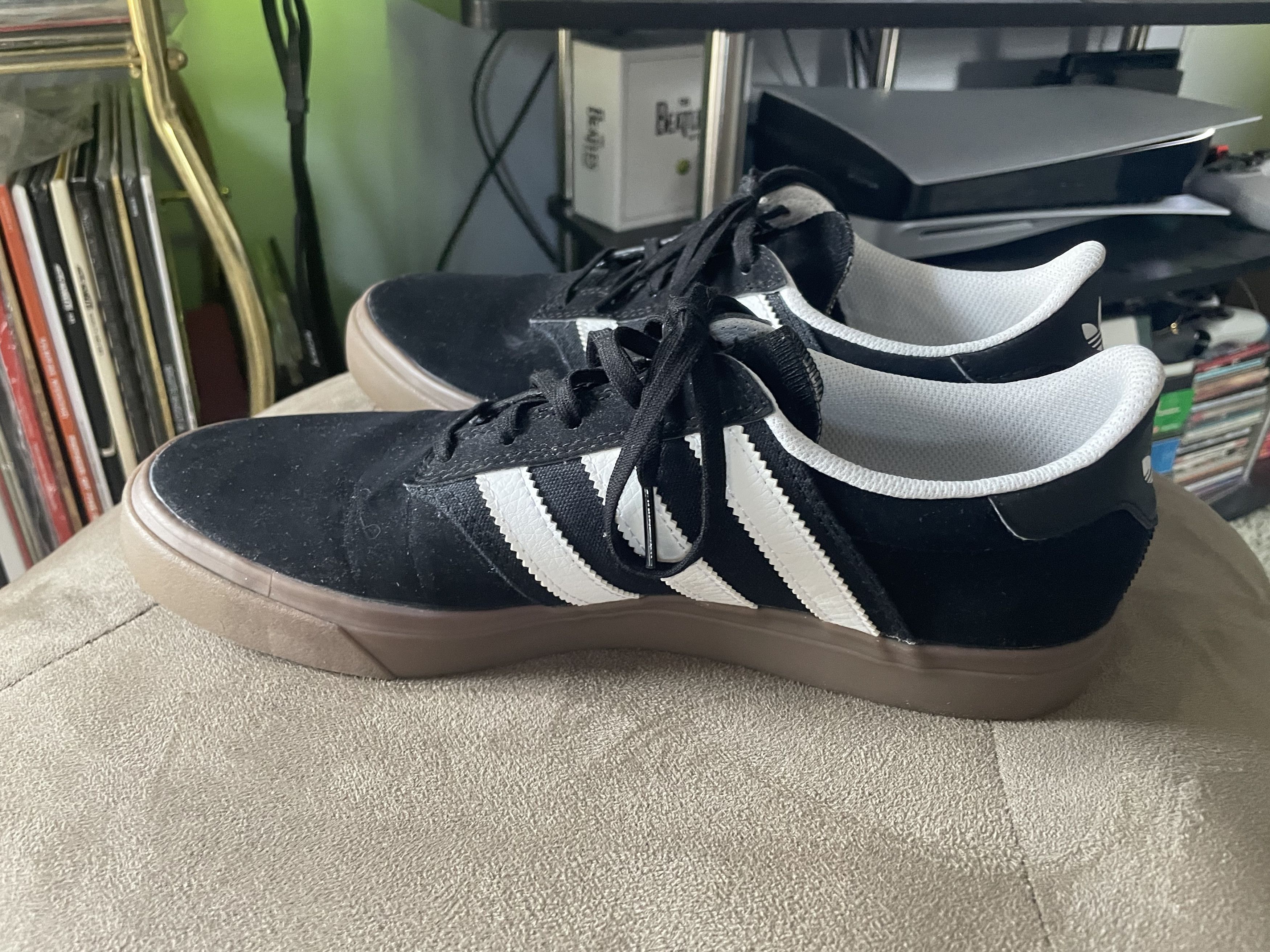 Adidas Seeley Premiere Black/White/Gums Skate Shoe Size US 9 / EU 42 - 4 Thumbnail
