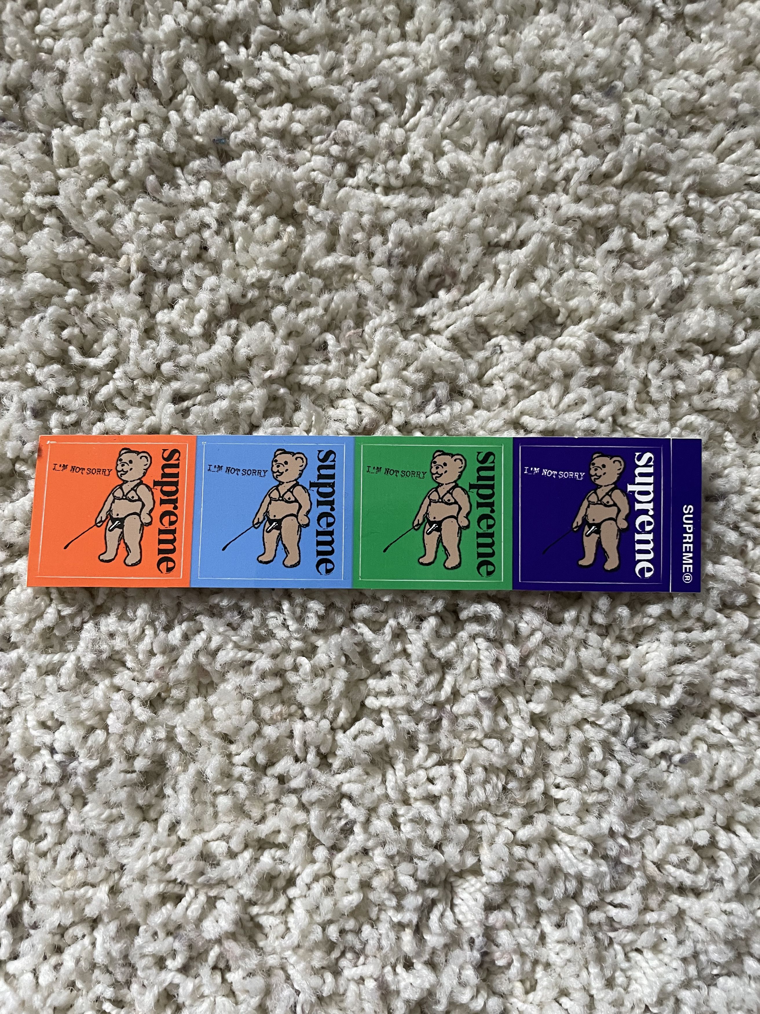 Supreme I'm not sorry mini stickers Size ONE SIZE - 1 Preview